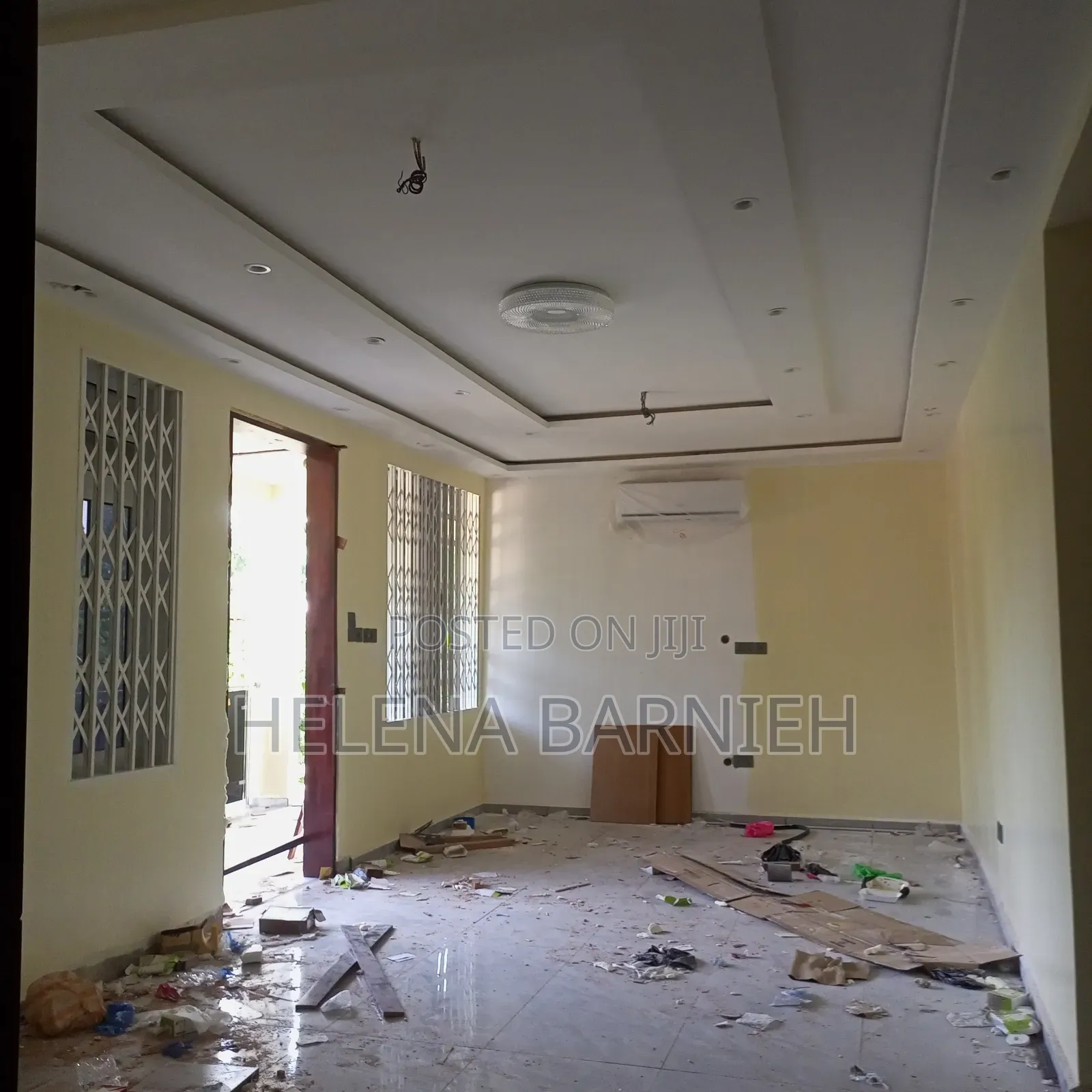 2bdrm Apartment in Helena Estate Agency, Overhead for rent