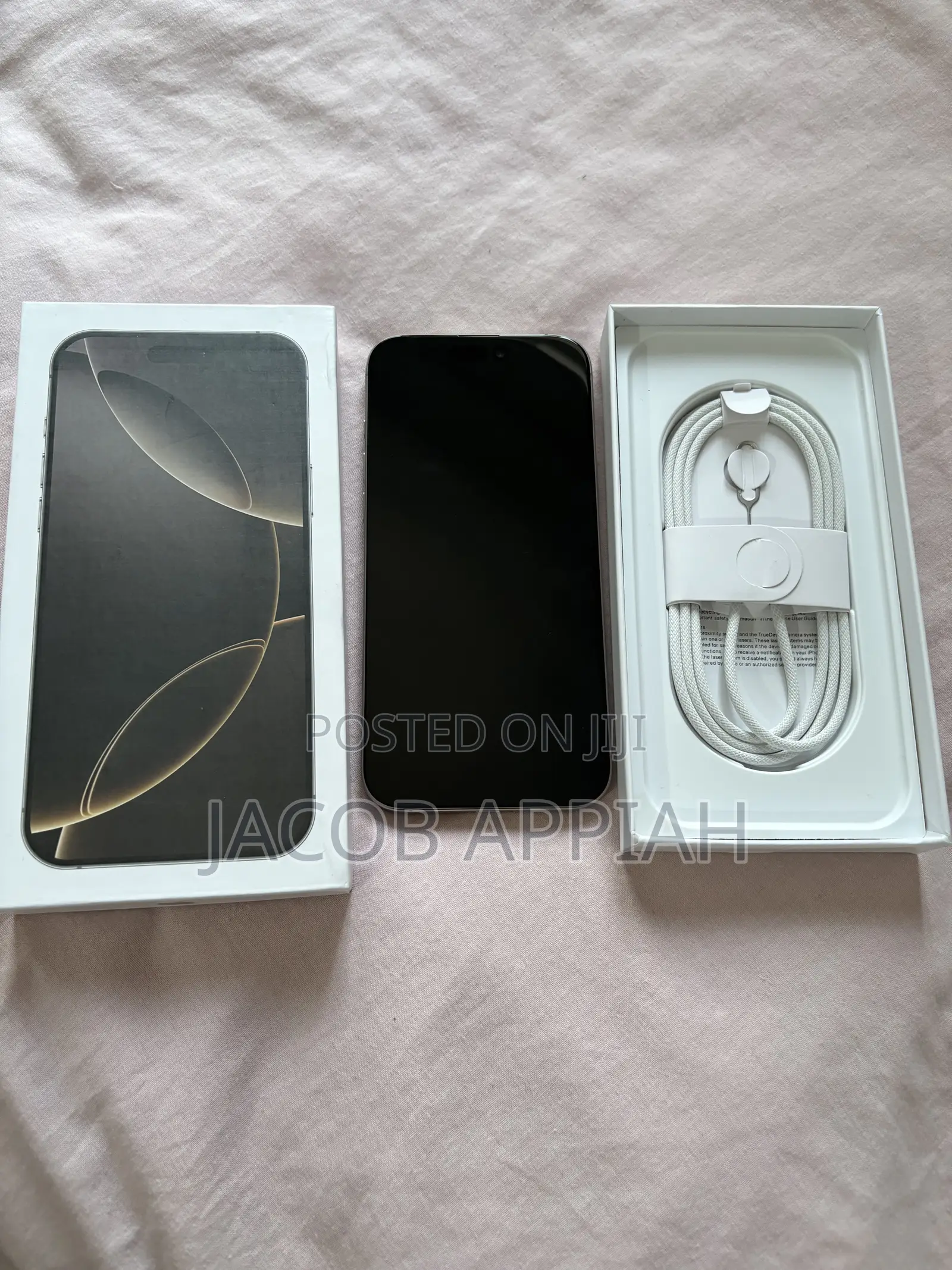 New Apple iPhone 16 Pro Max 256 GB Silver