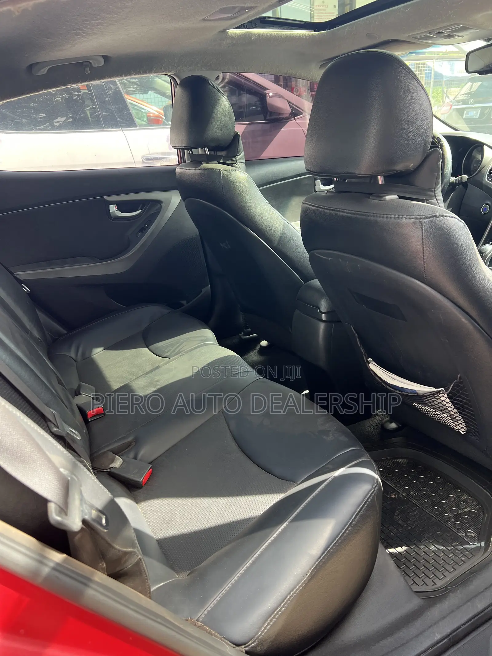 Hyundai Elantra 2014 Red