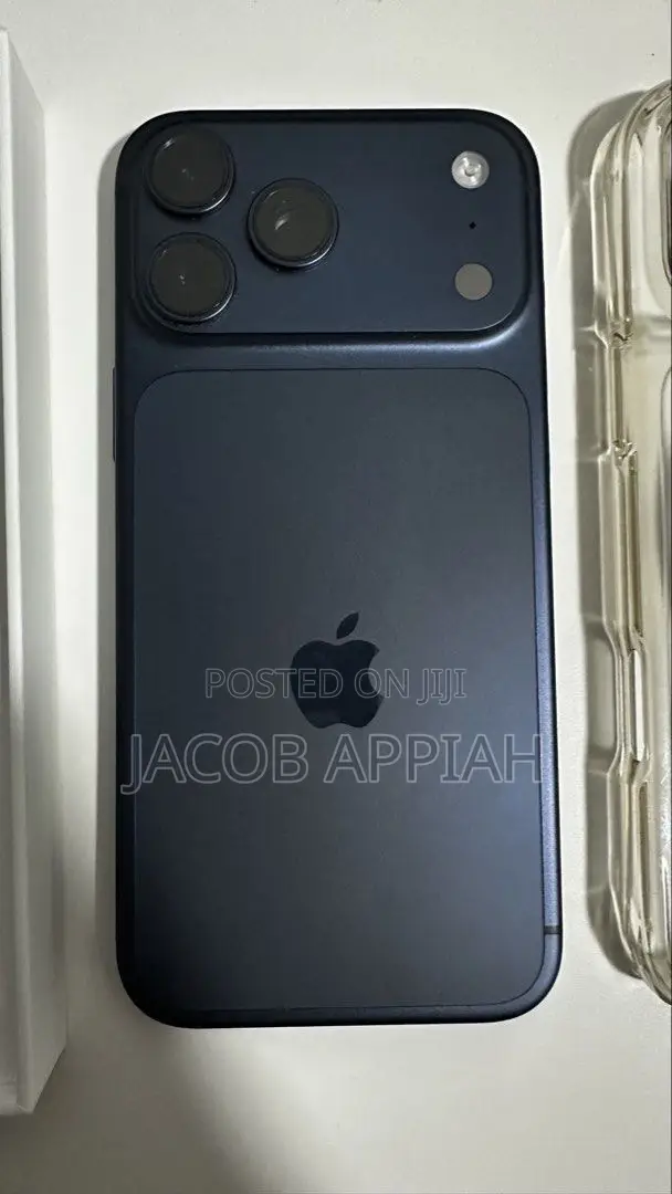 New Apple iPhone 17 Pro Max 256 GB Blue