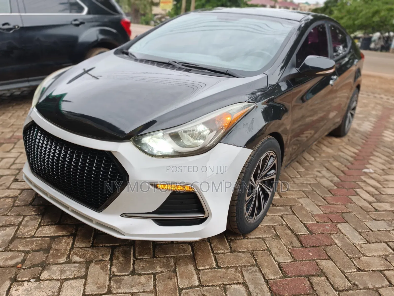 Hyundai Elantra Limited 2012 Black