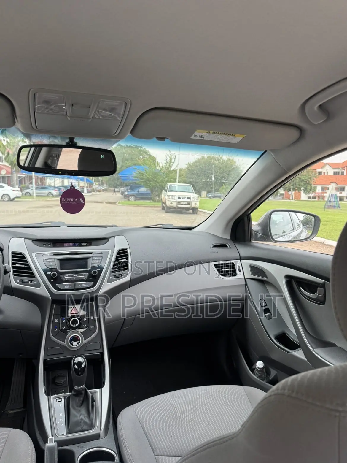 Hyundai Elantra SE Sedan FWD (1.8L 4cyl 6M) 2016 Silver