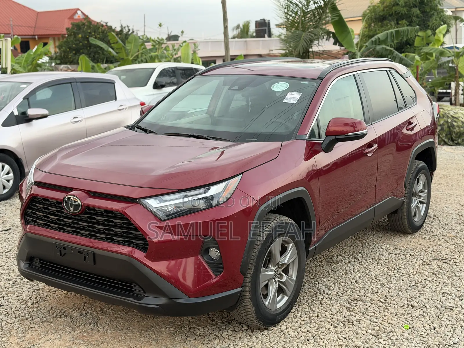 Toyota RAV4 2022 Red