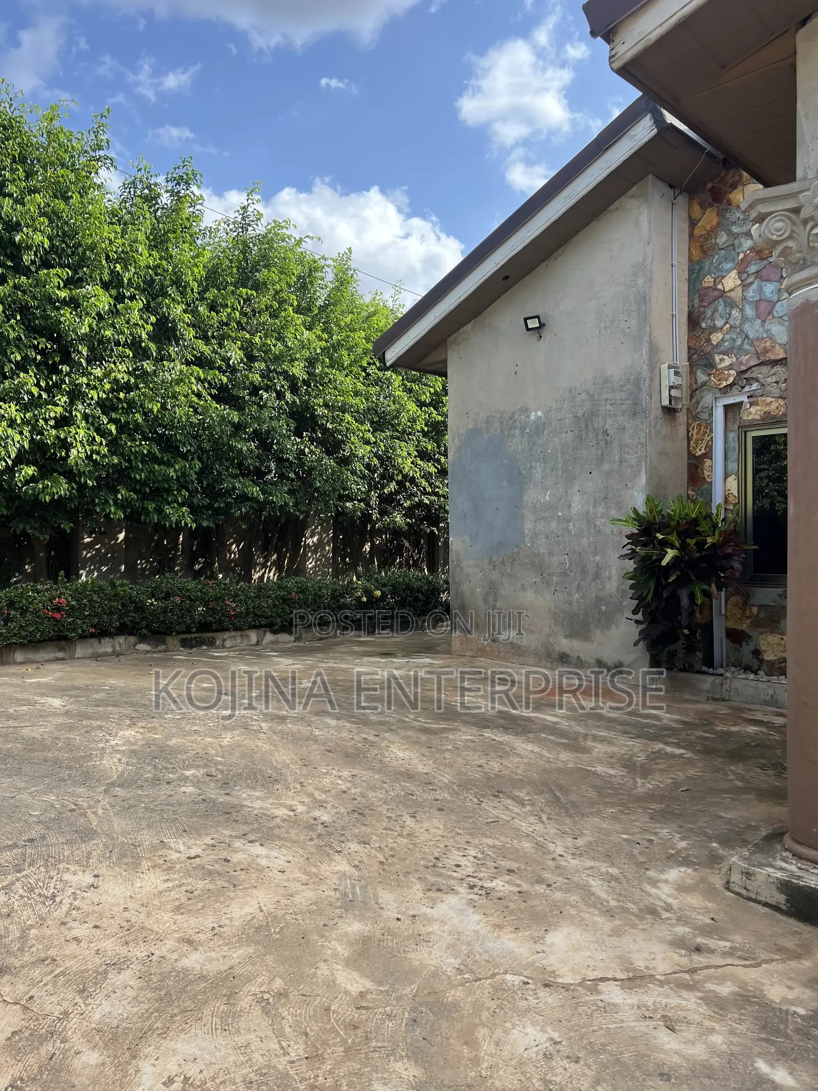 4bdrm House in Atasemanso, Kumasi Metropolitan for rent