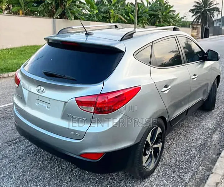 Hyundai Tucson Limited AWD 2015 Silver