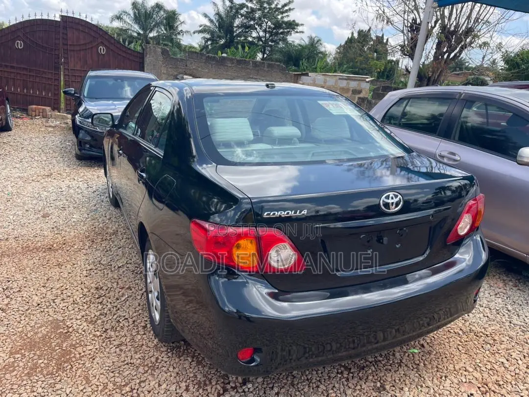 Toyota Corolla 2009 Black