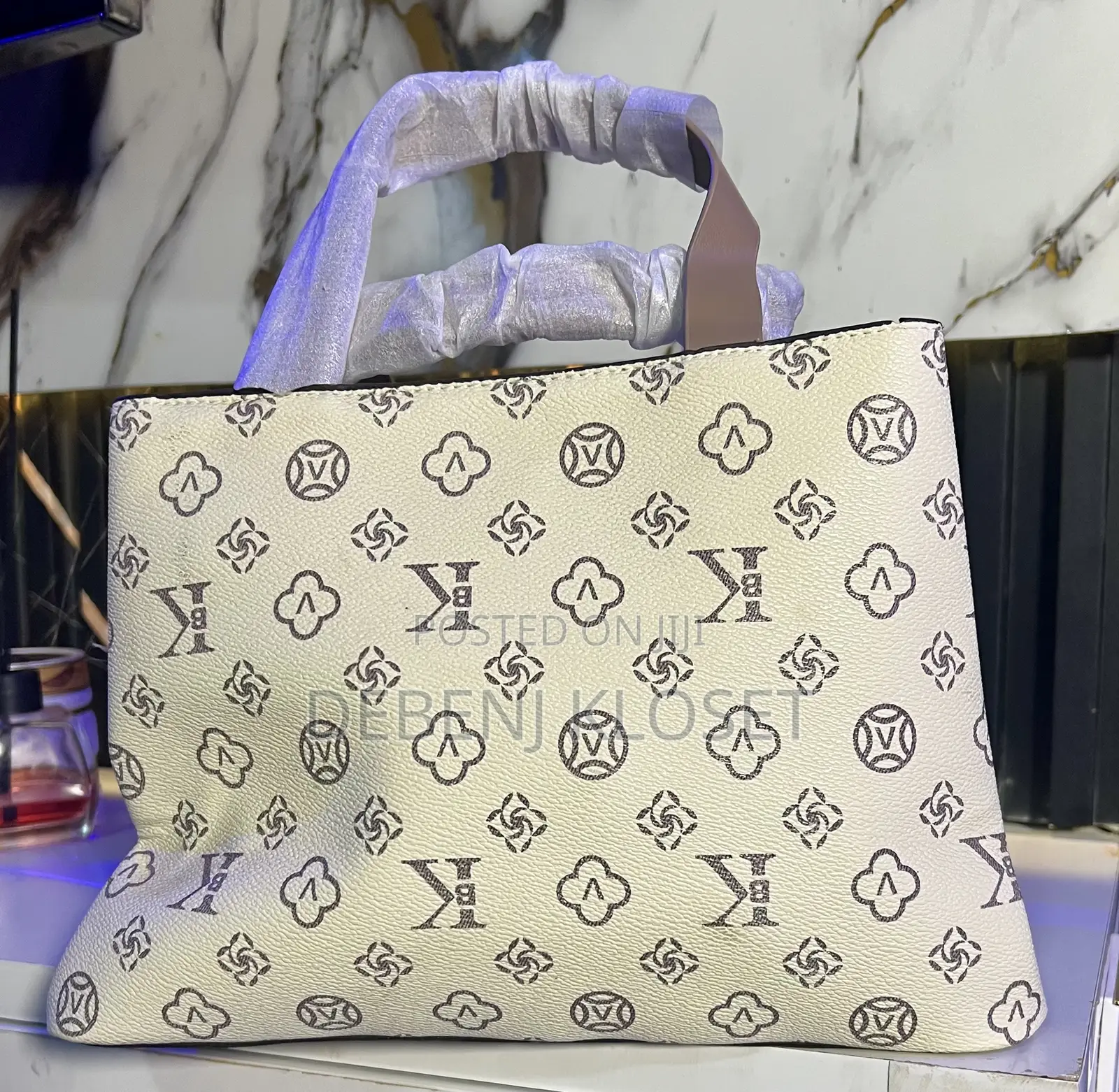 Ladies Hand Bag