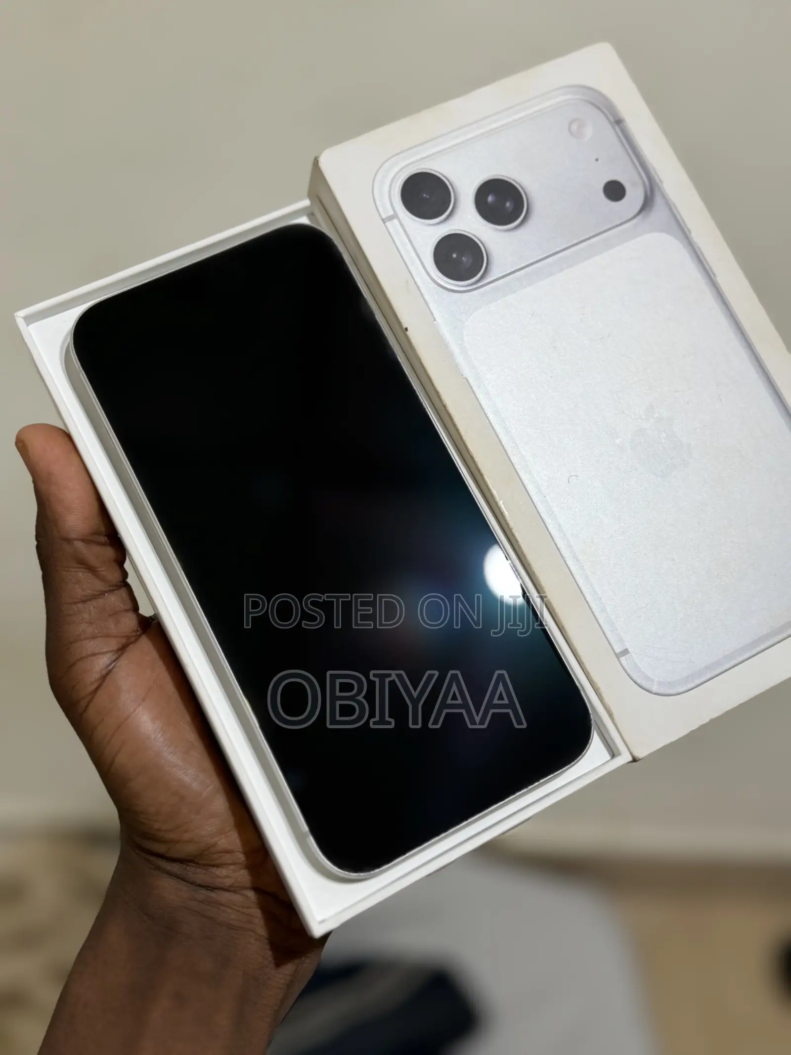 New Apple iPhone 17 Pro Max 256 GB Silver