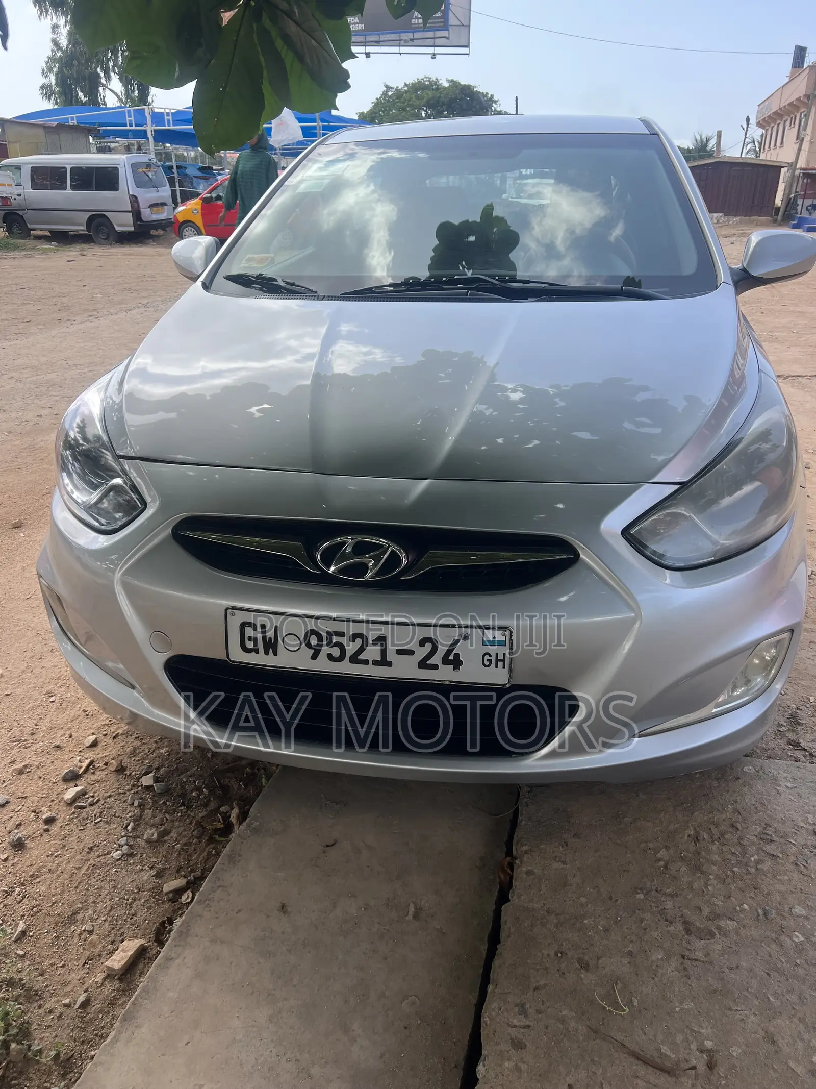 Hyundai Accent GS 4dr Hatchback (1.6L 4cyl 6M) 2015 Gray