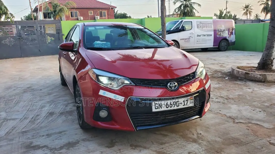 Toyota Corolla L 4dr Sedan (1.8L 4cyl 4A) 2015 Red