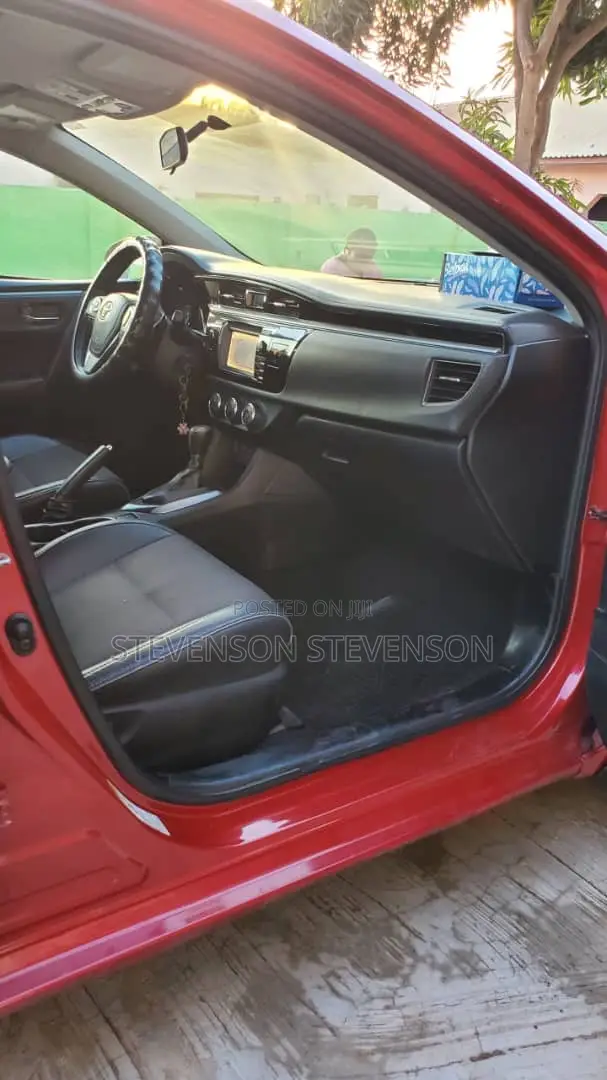 Toyota Corolla L 4dr Sedan (1.8L 4cyl 4A) 2015 Red