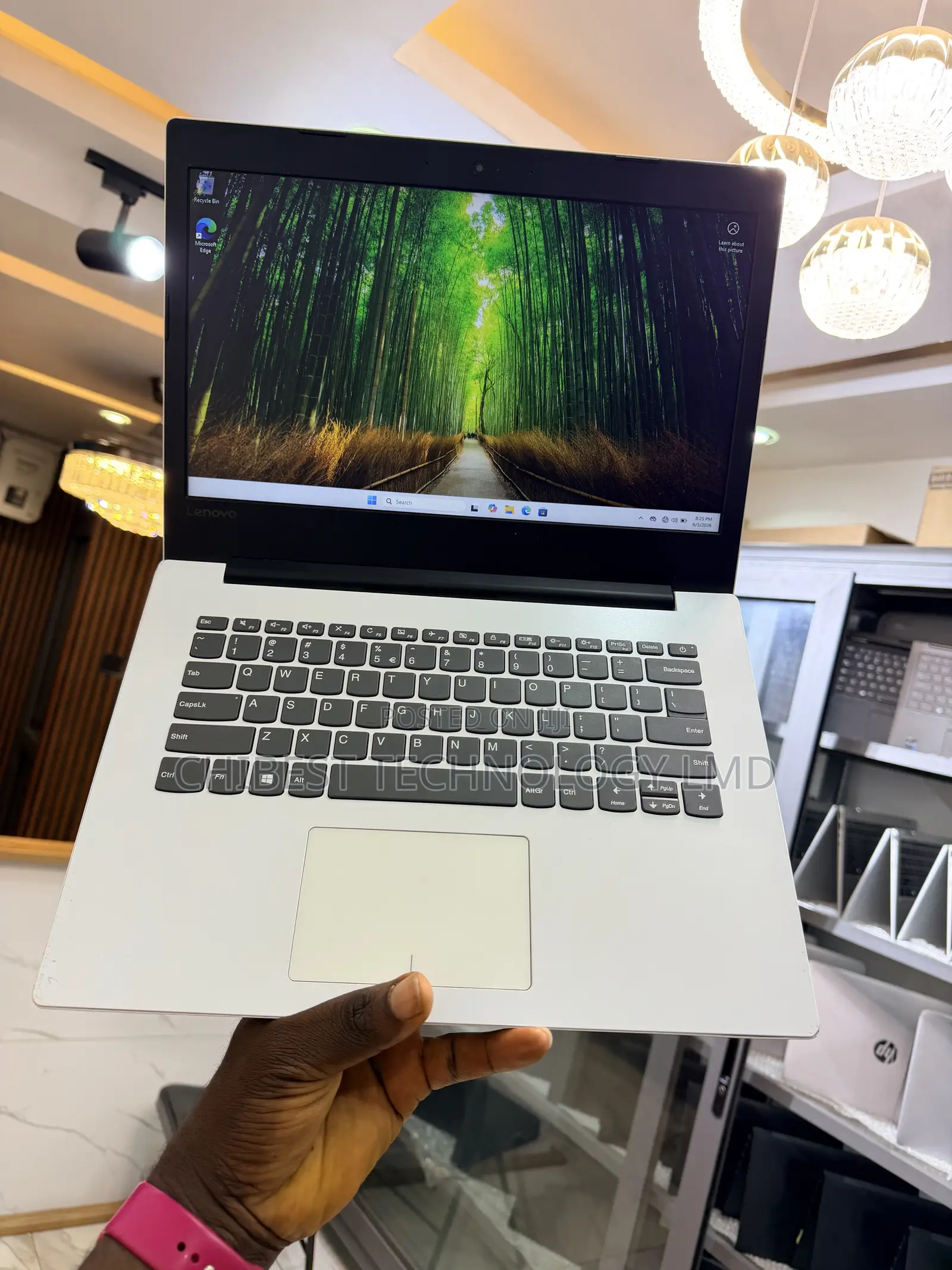 Laptop Lenovo IdeaPad 1 8GB Intel Celeron SSD 128GB