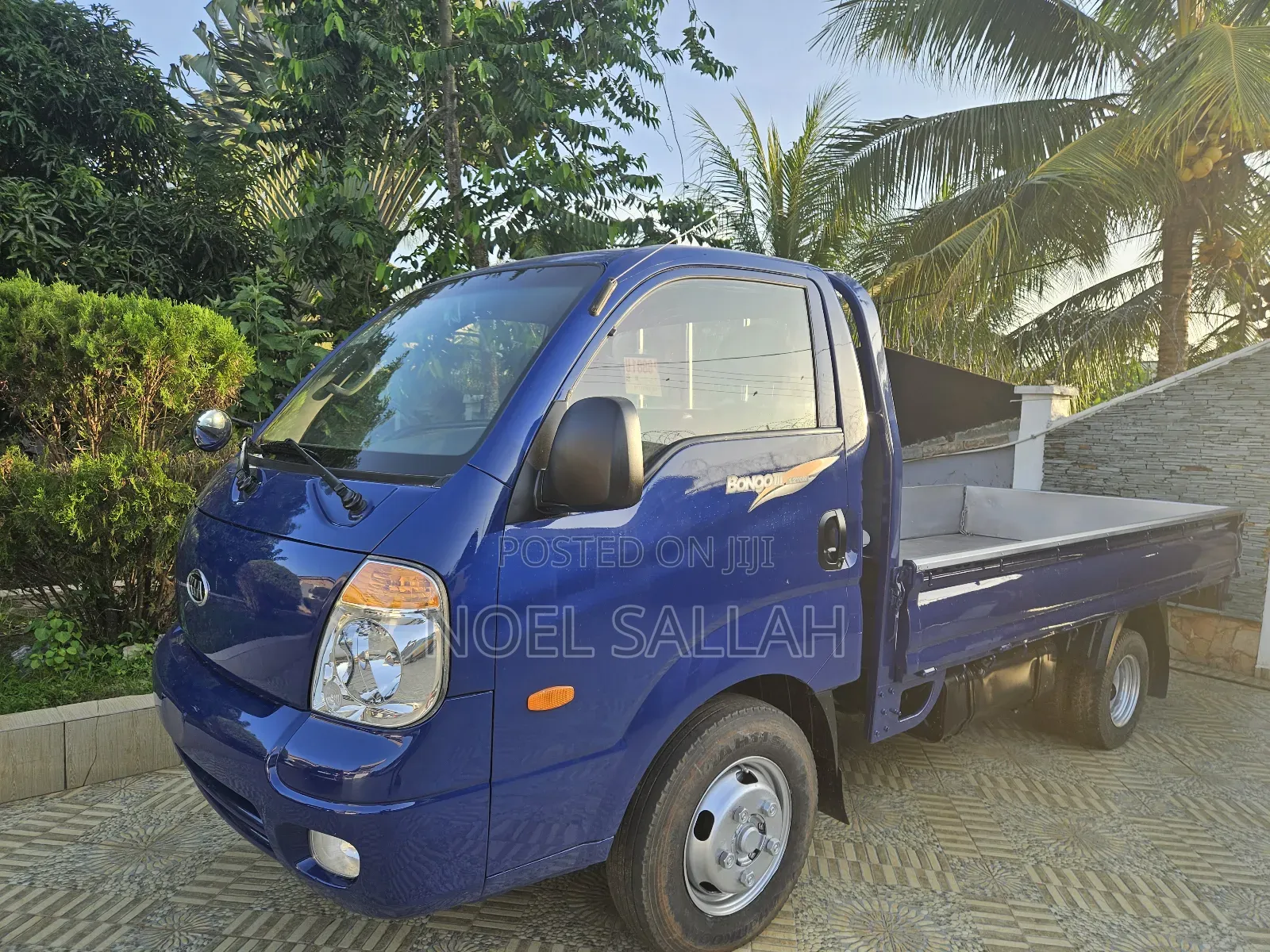 Very Neat Kia Bongo, No Hidden Faults
