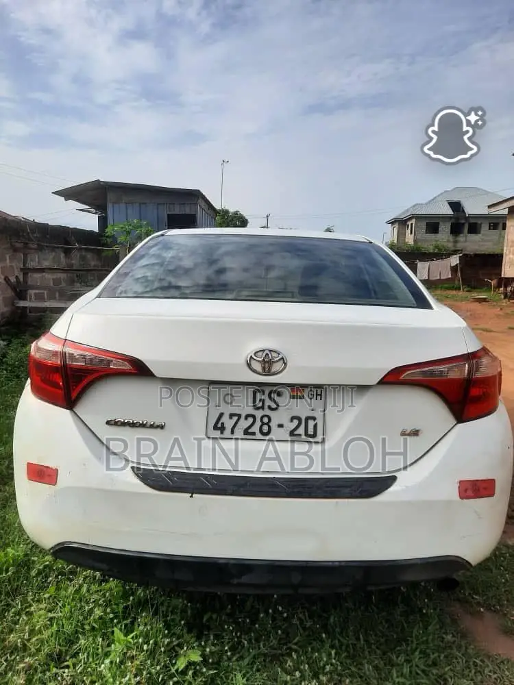 Toyota Corolla 2016 White