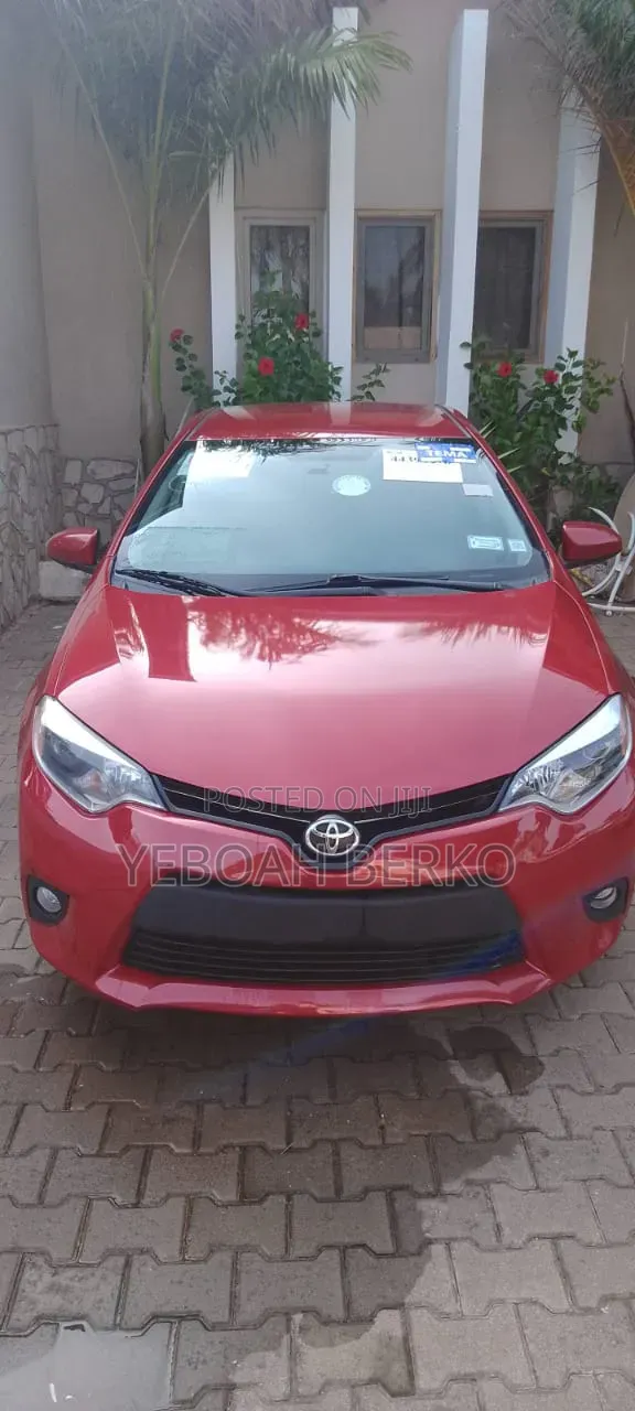 Toyota Corolla 2016 Red