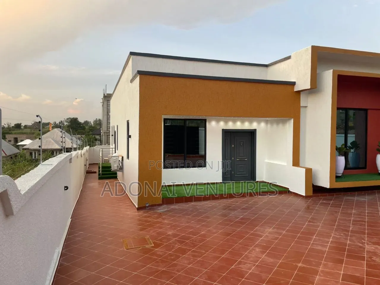 4bdrm House in Sokoban Kwamonma, Kumasi Metropolitan for sale