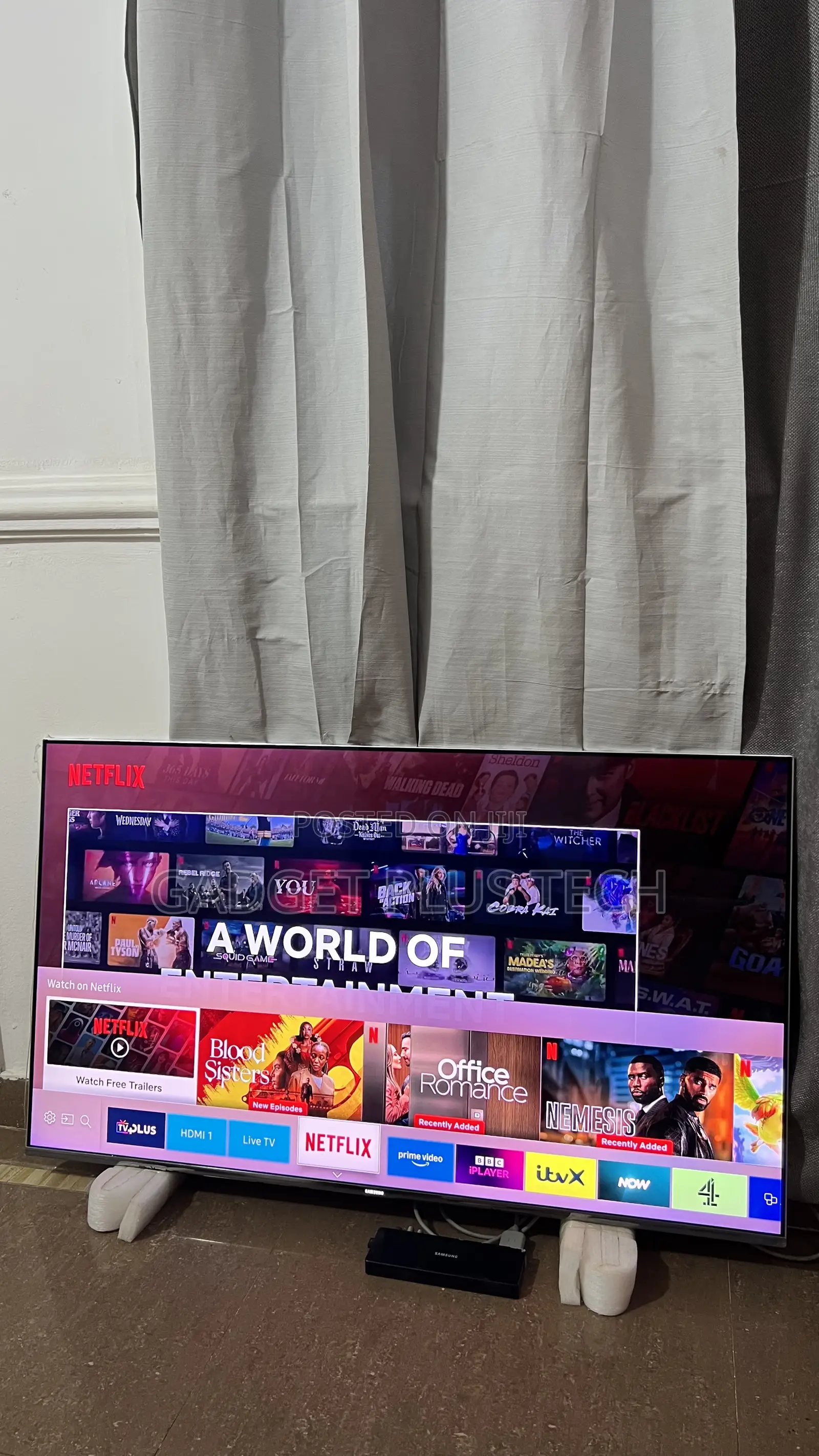 50” Samsung 120hz Super Qled Smart Tv From Germany