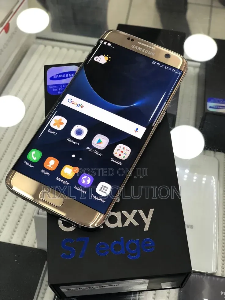 New Samsung Galaxy S7 edge 32 GB Silver