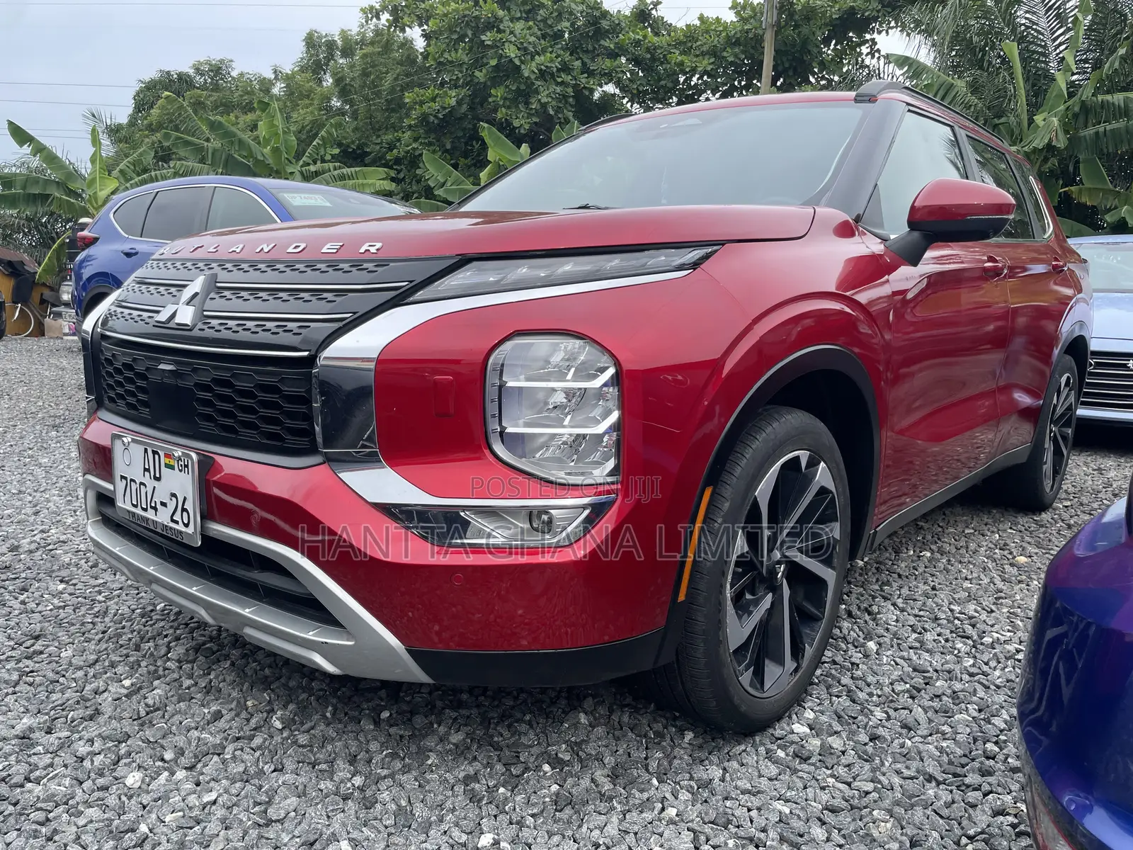 Mitsubishi Outlander SE 2023 Red