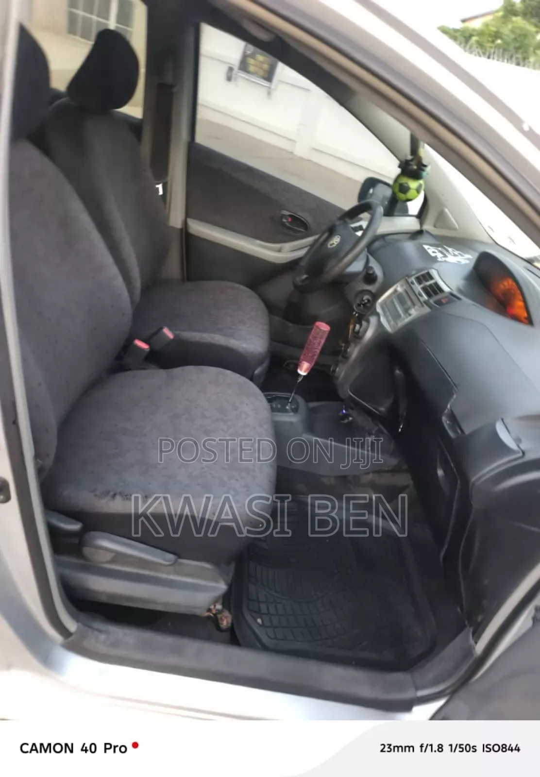 Toyota Vitz 2010 Gray