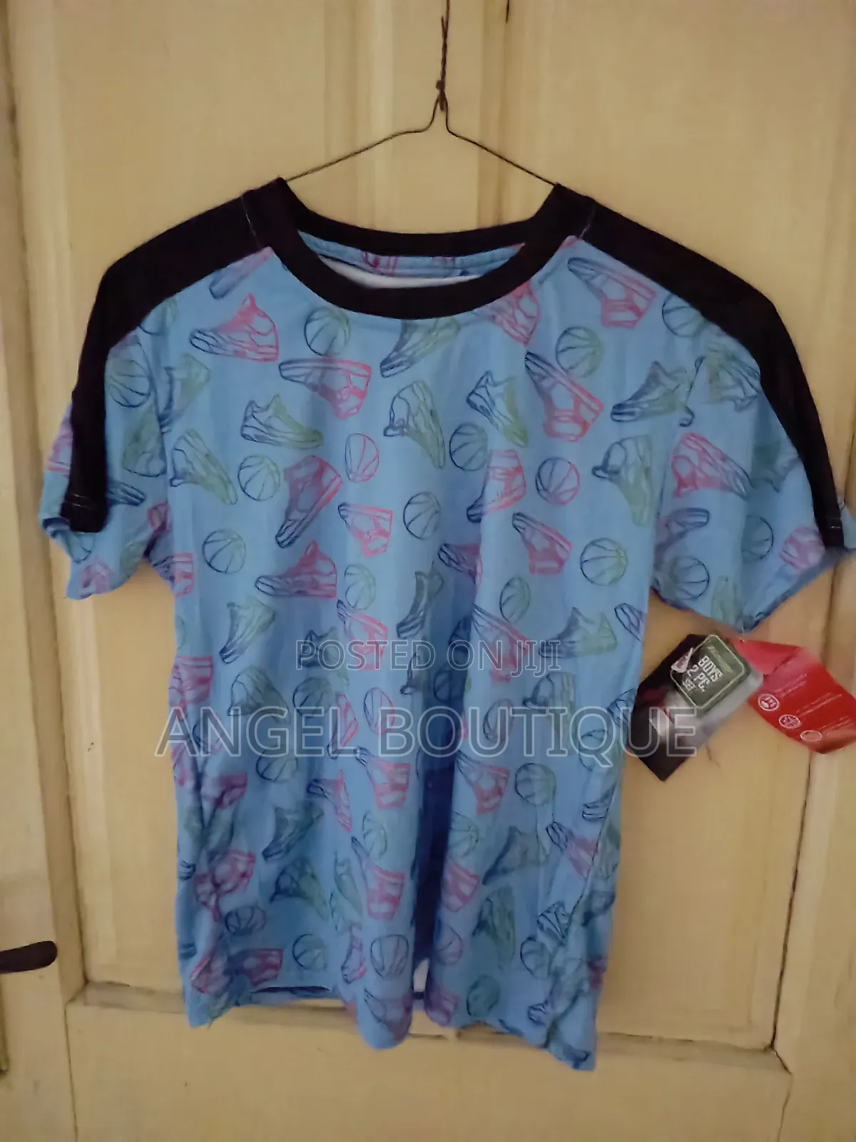 Beautiful Colorful 2 Piece Cougar for Young Boys