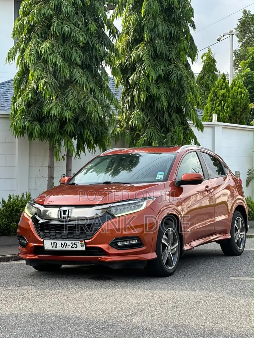 Honda HR-V Touring AWD 2019 Orange