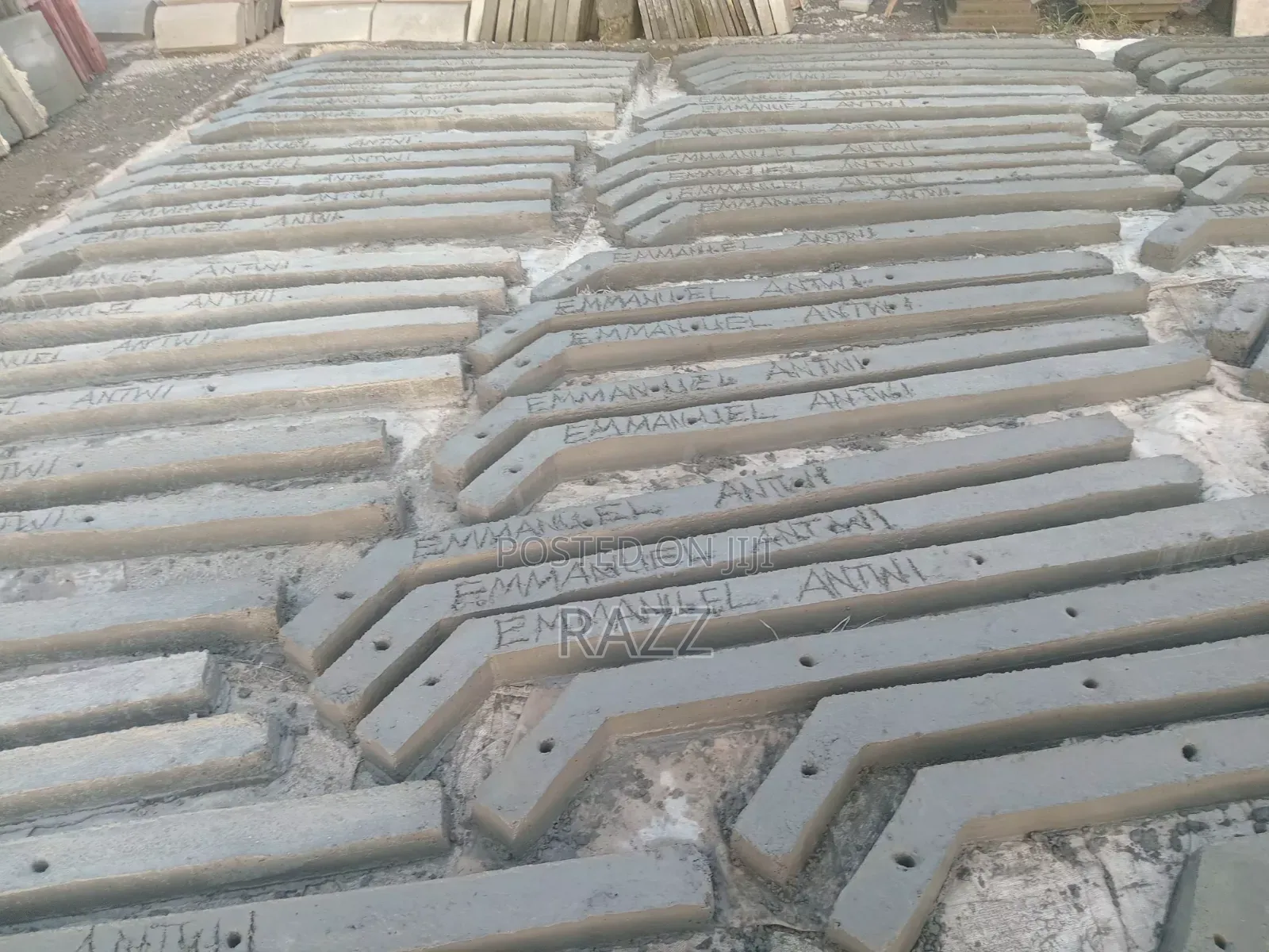 6 Feet Long Plot Pillars
