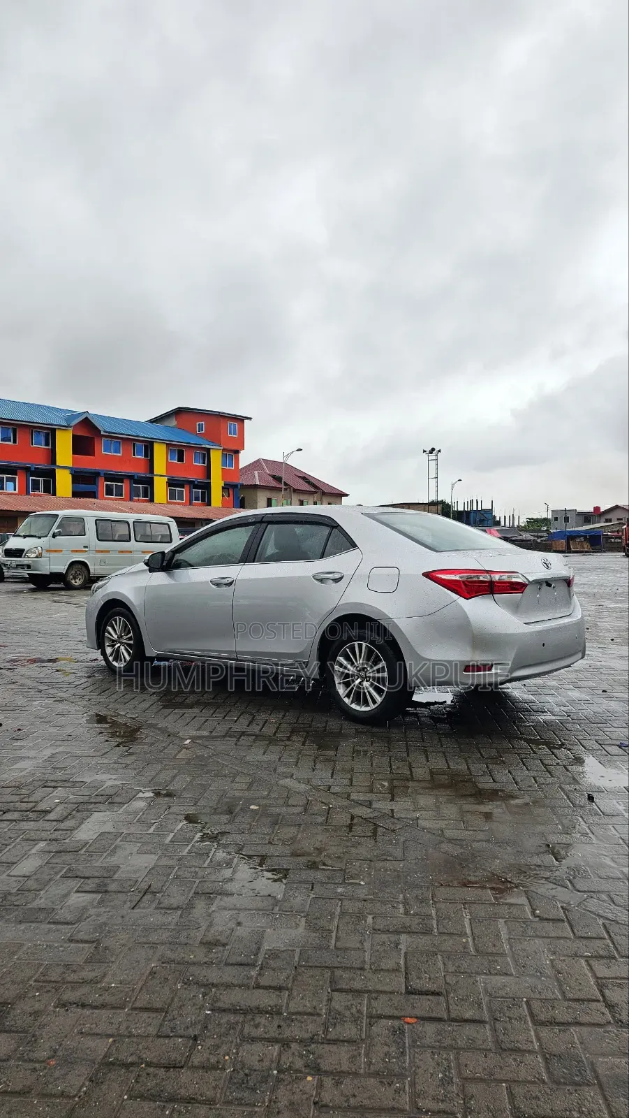 Toyota Corolla Altis 2017 Silver