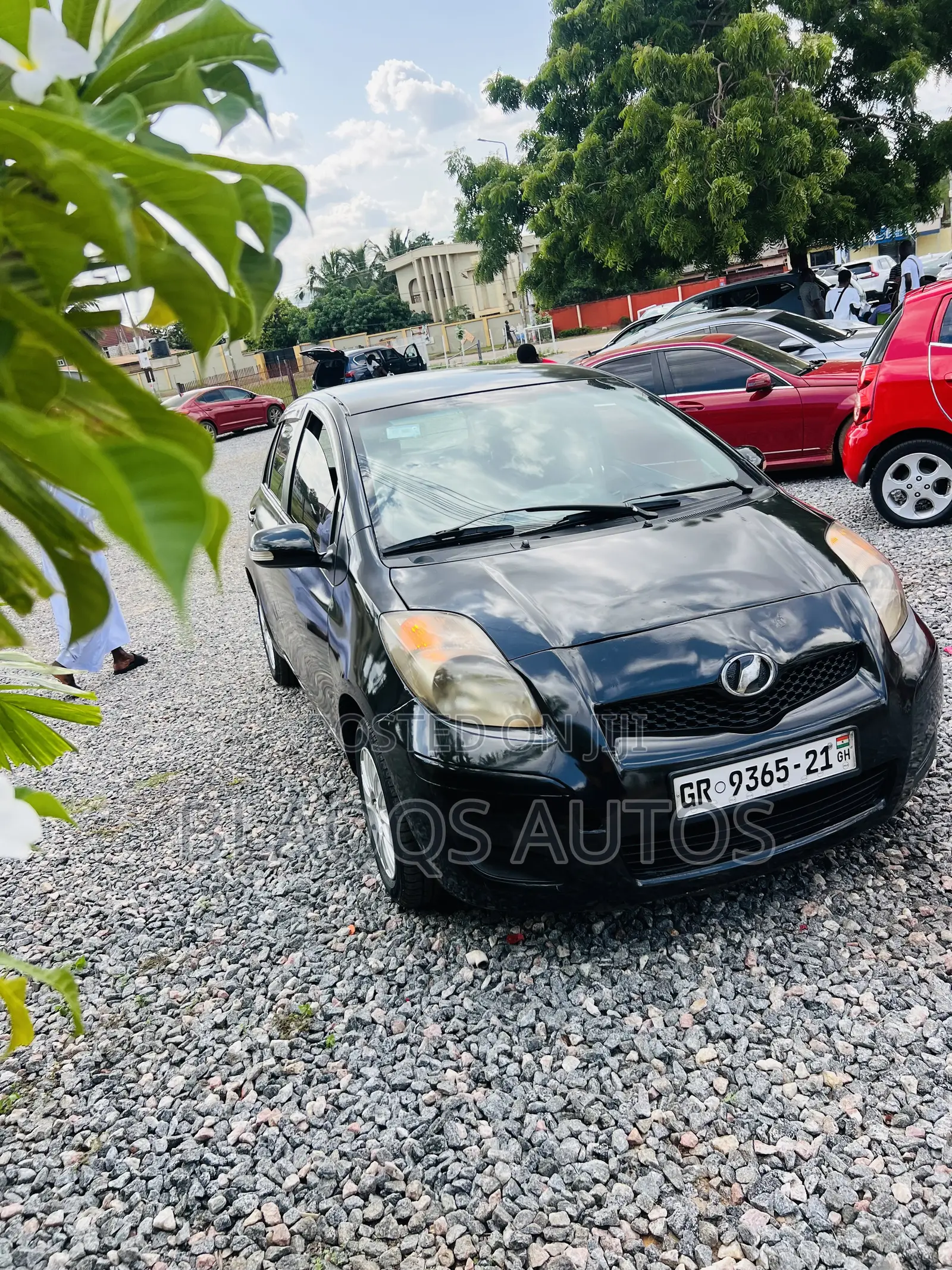 Toyota Vitz 2010 Black