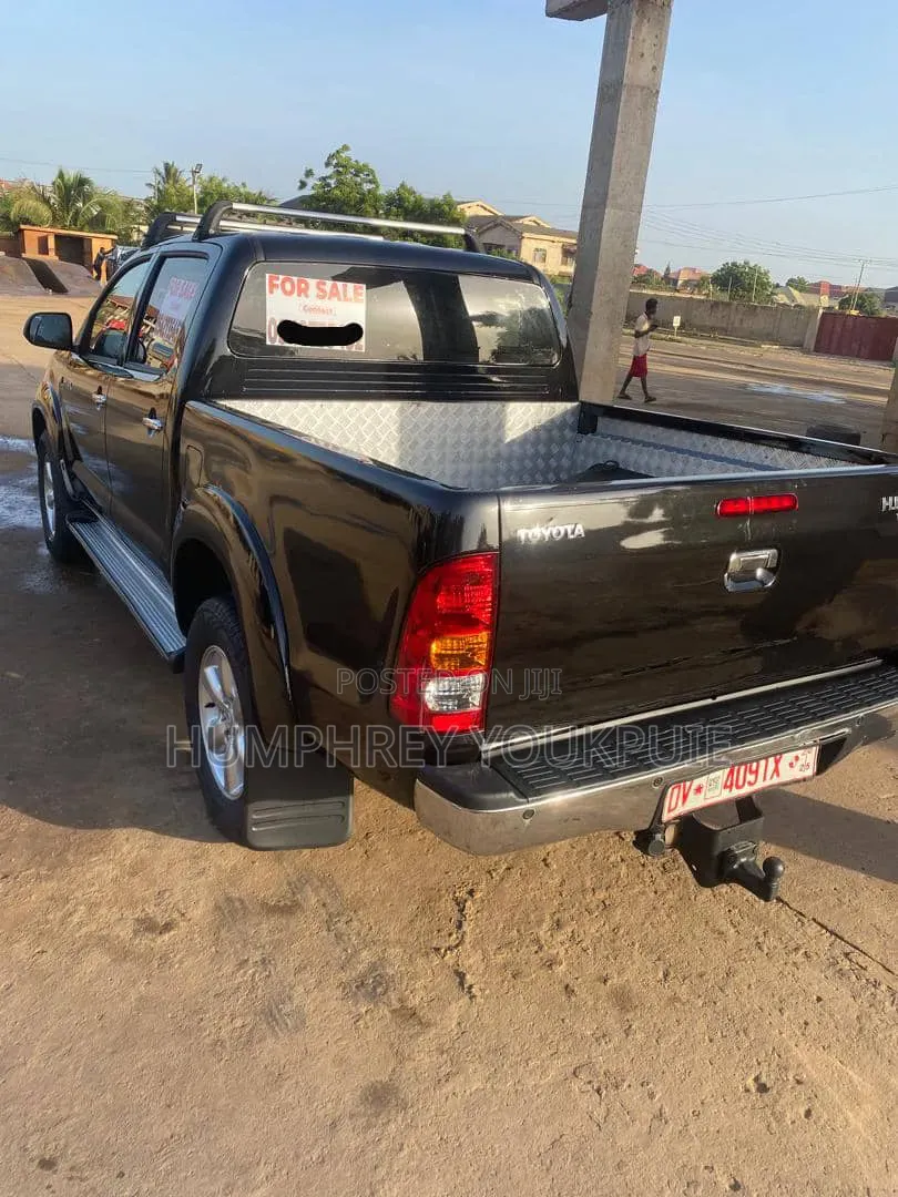 Toyota Hilux 3.0 D-4D 4x4 2012 Black