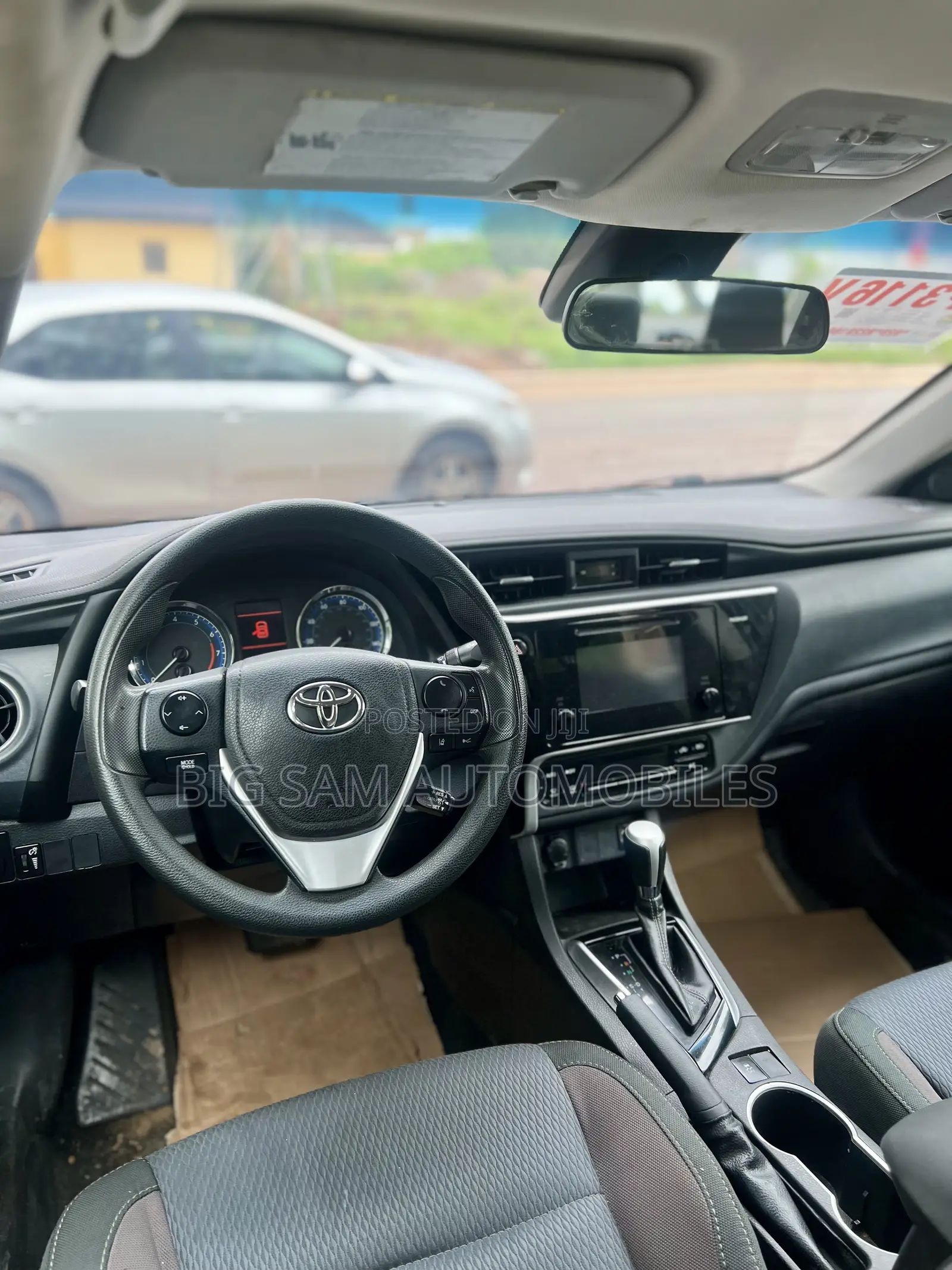 Toyota Corolla LE 4dr Sedan (1.8L 4cyl CVT) 2017 Black