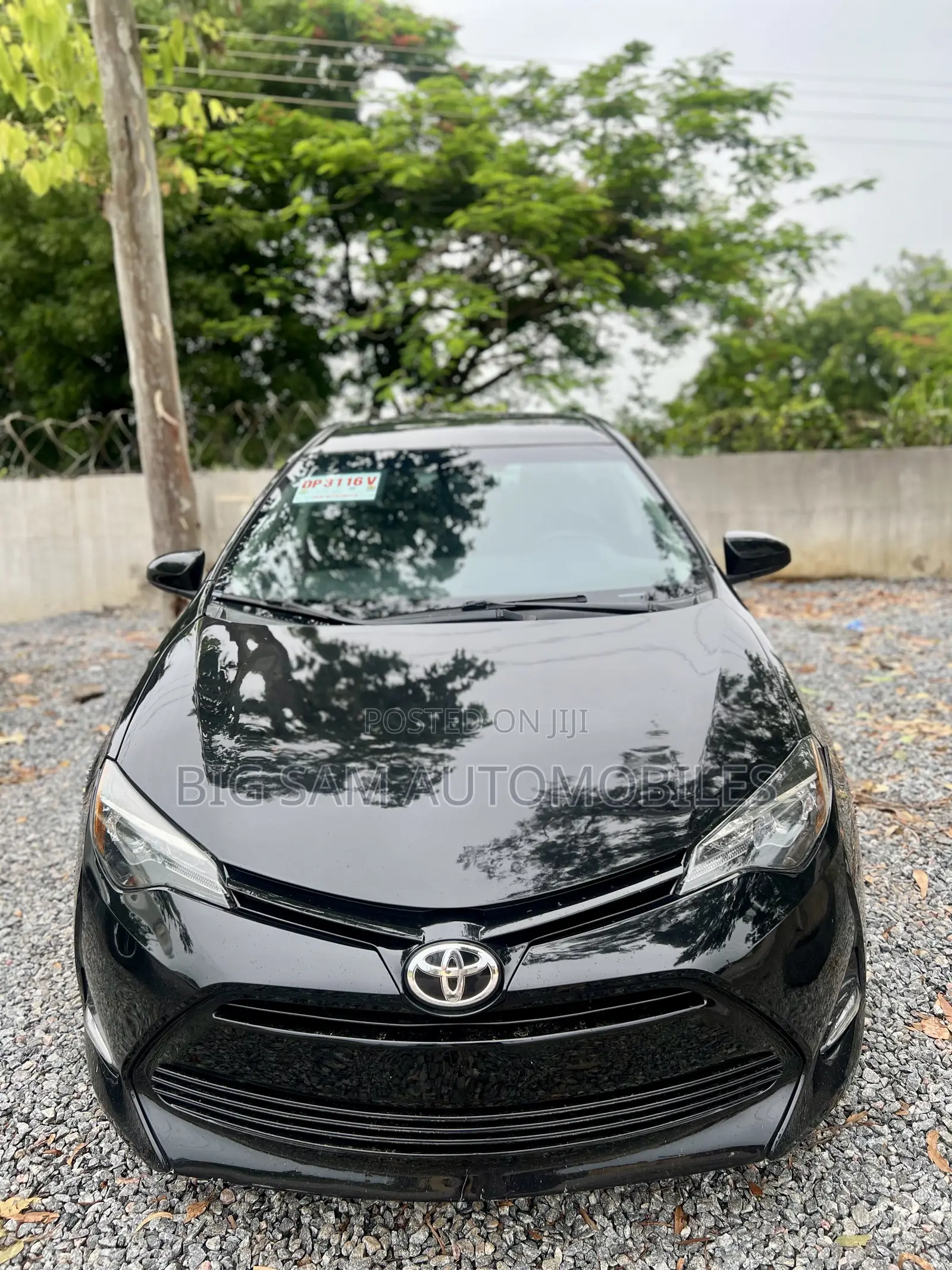 Toyota Corolla LE 4dr Sedan (1.8L 4cyl CVT) 2017 Black