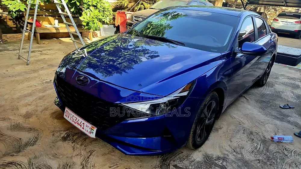 Hyundai Elantra Limited 2023 Blue