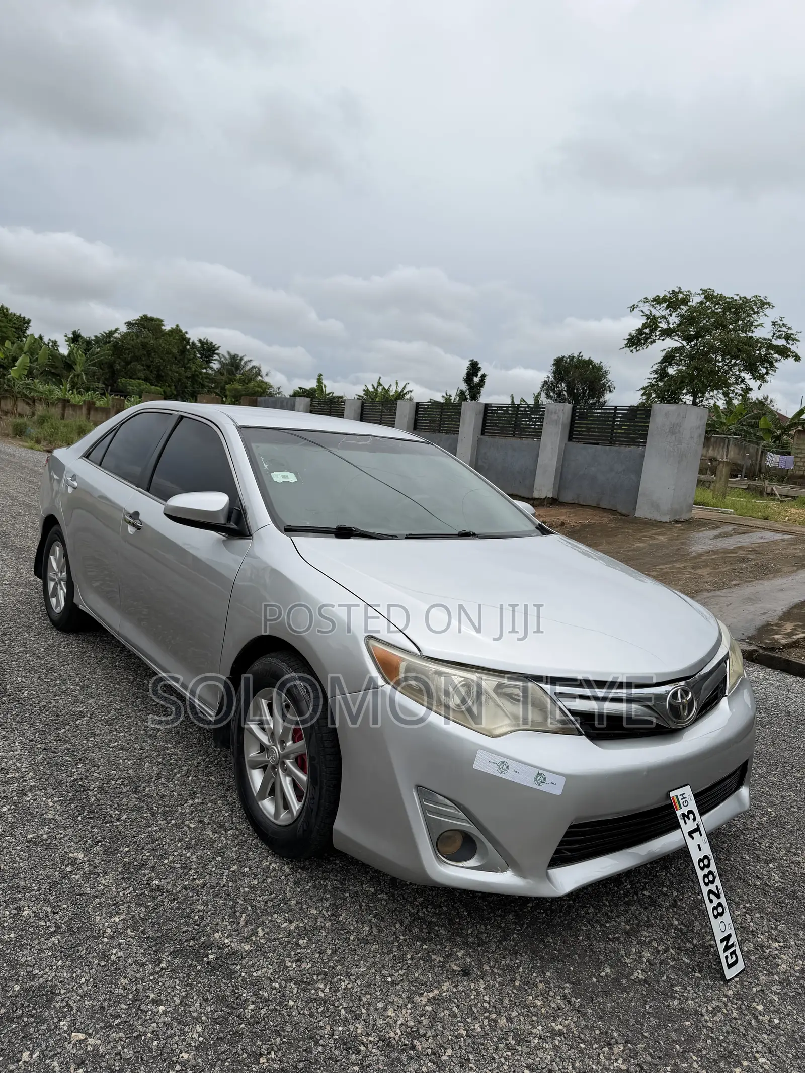 Toyota Camry L 4dr Sedan (2.5L 4cyl 6A) 2012 Gray