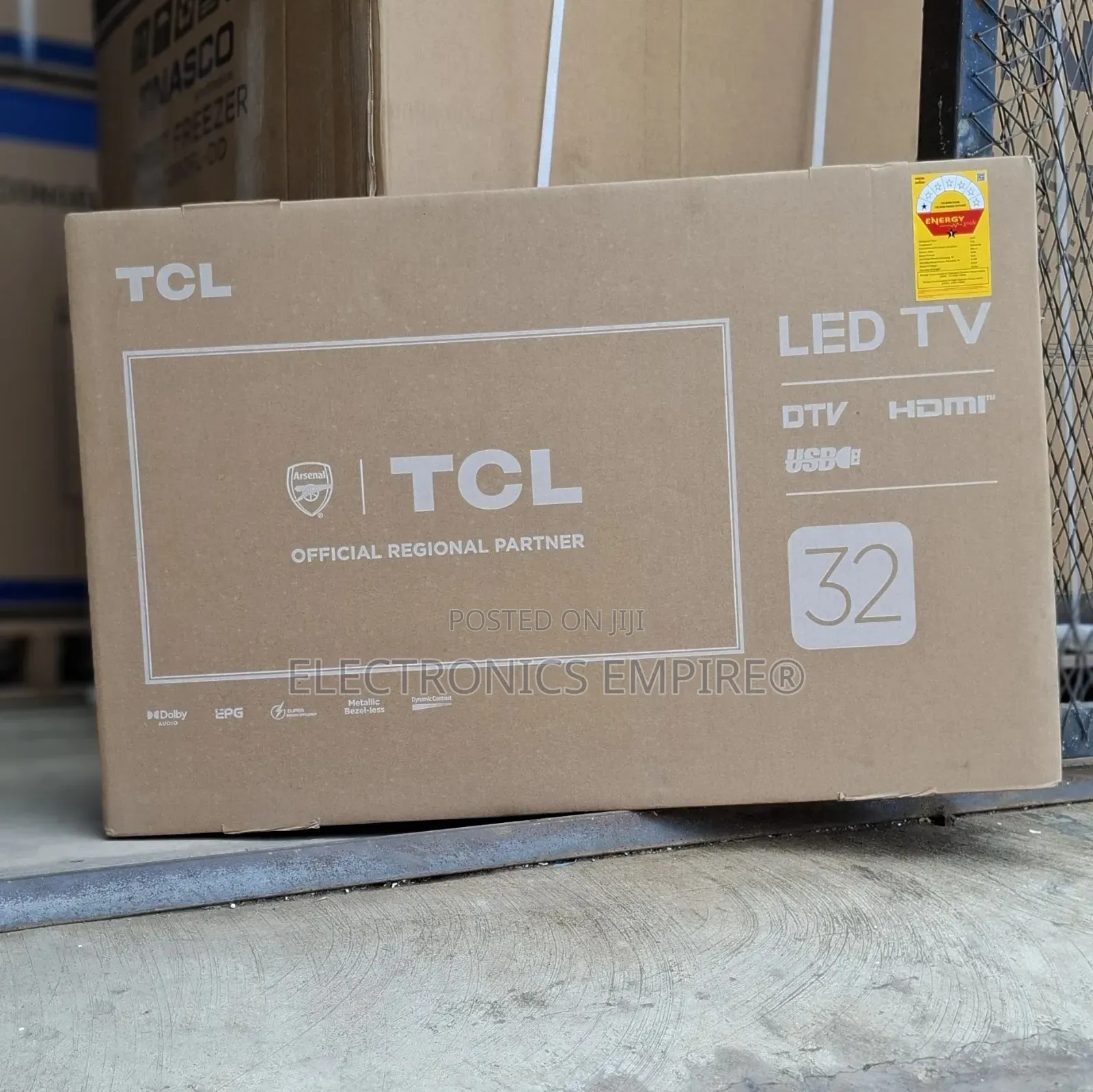 TCL 32" FHD Digital Satellite