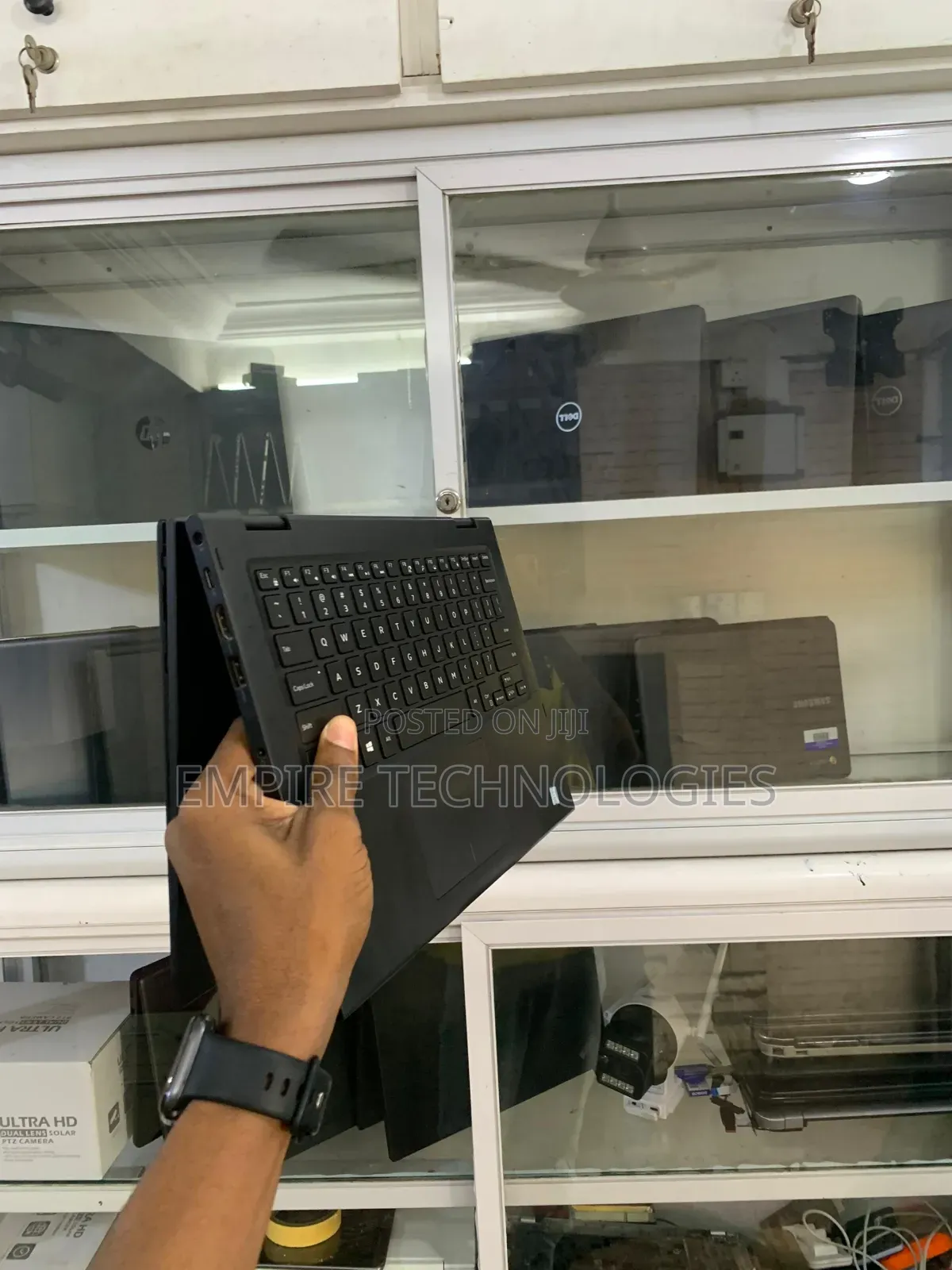 Laptop Dell Latitude 3390 8GB Intel Core i5 SSD 256GB