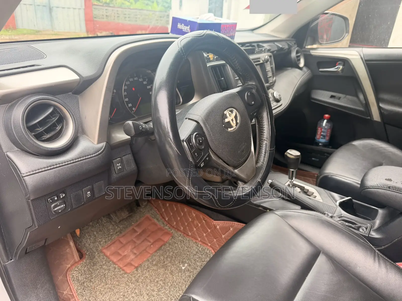 Toyota RAV4 XLE 4dr SUV AWD (2.5L 4cyl 6A) 2015 Silver