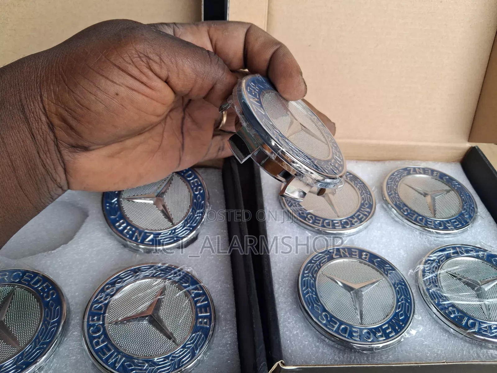 Mercedes-Benz Silver Blue Wheel Centre Caps Set of 4pcs Floating