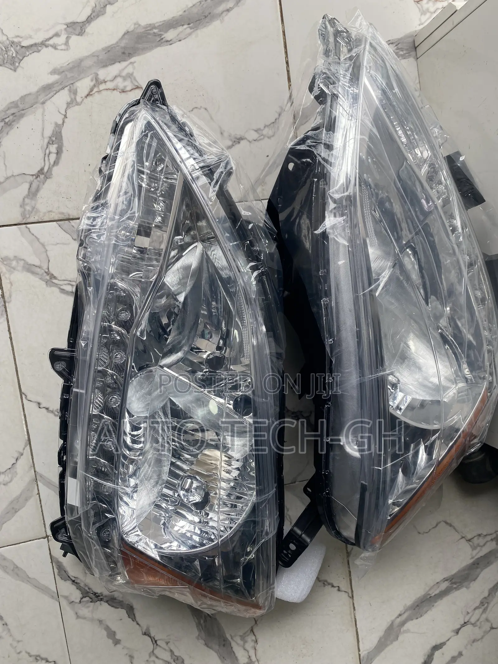 Nissan Sentra 2013 to 2015 Headlight