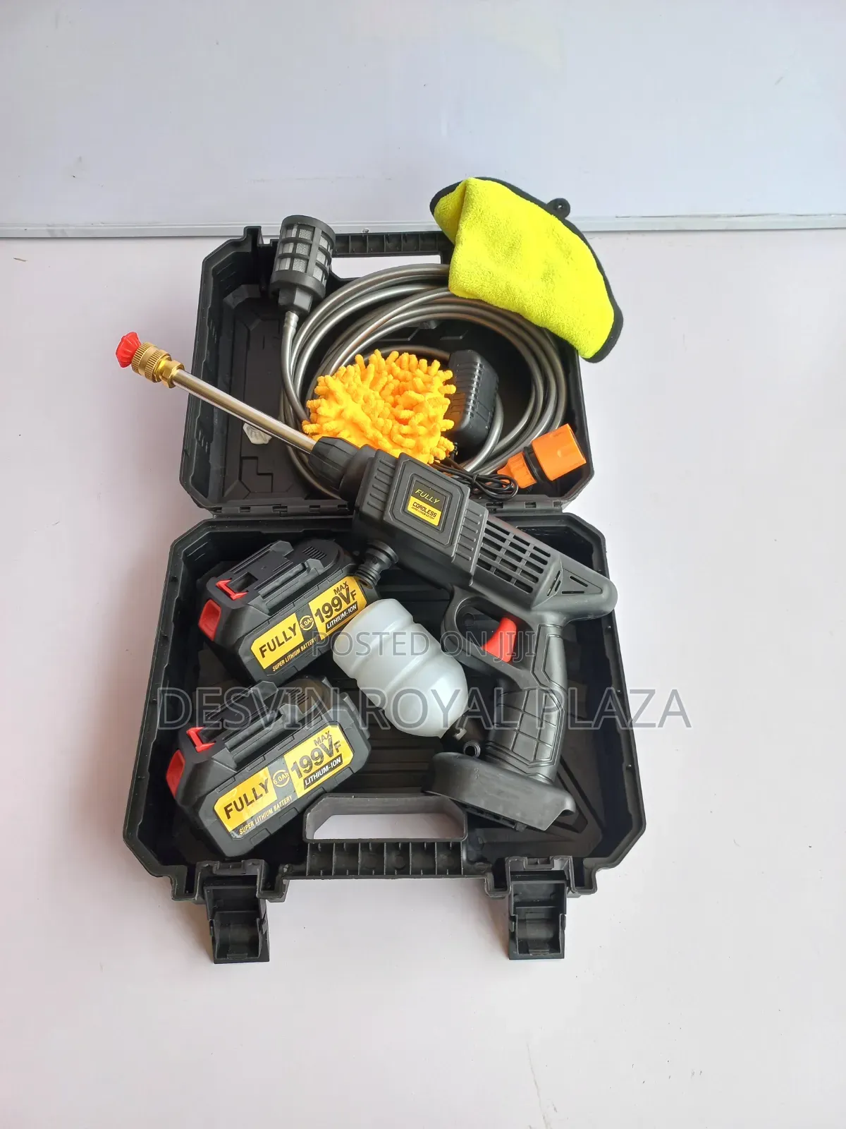 Pressure Cordless Car Washing Spray (With Two Batteries )