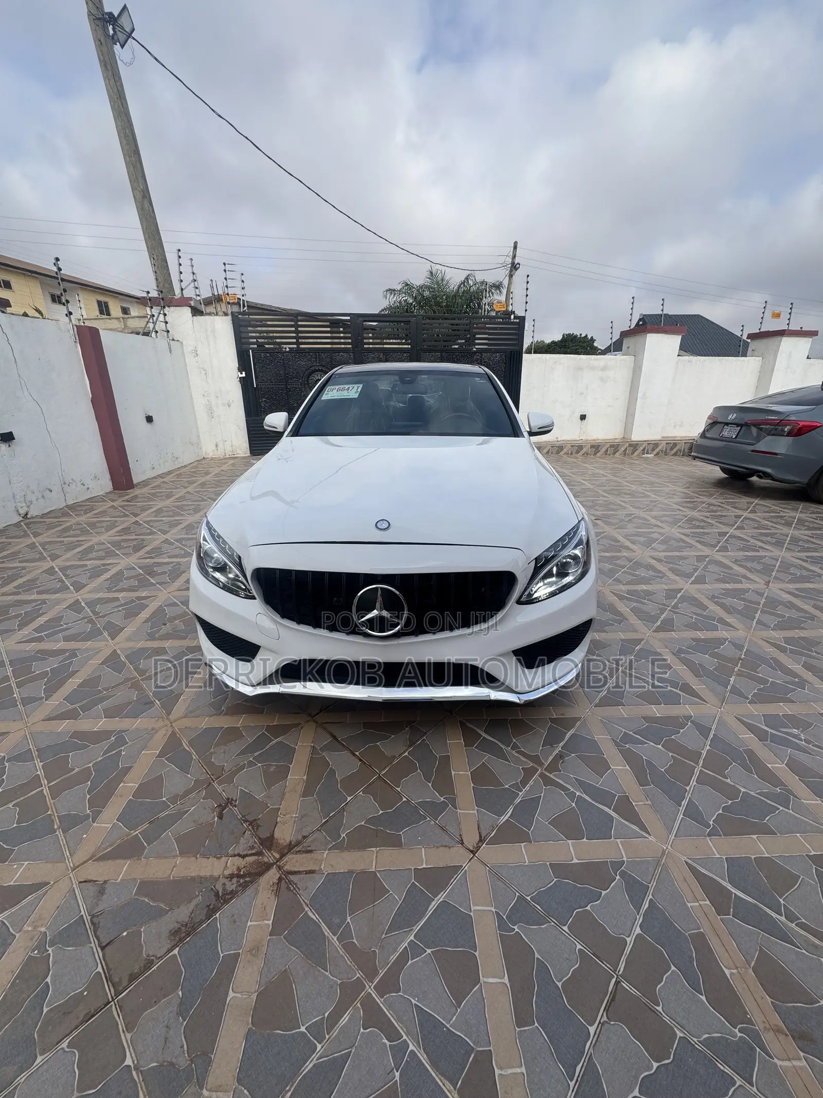 Mercedes-Benz C300 Sport Sedan RWD (2.0L 4cyl 7A) 2016 White