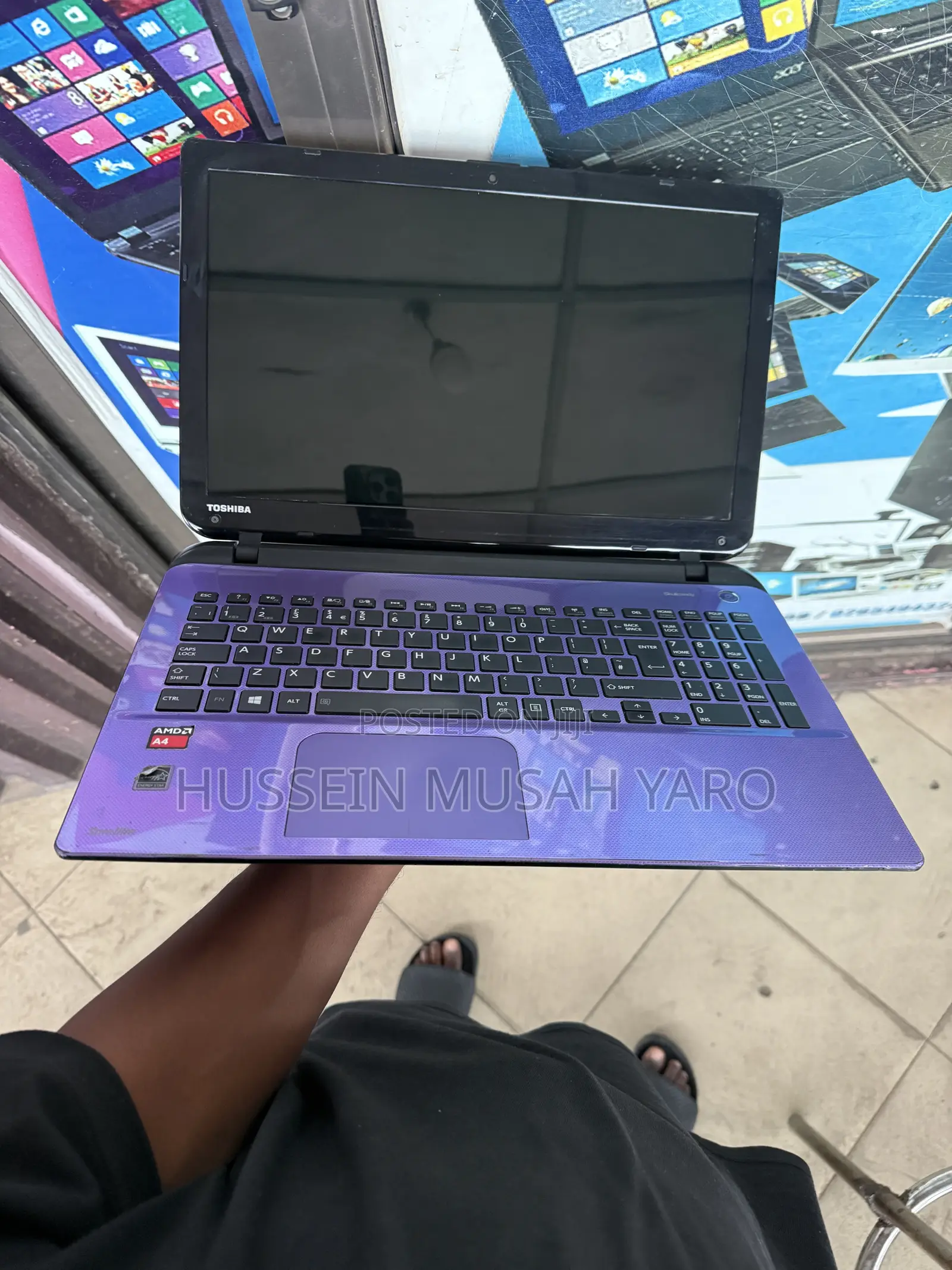 Laptop Toshiba Satellite L50D 4GB AMD A4 SSD 128GB