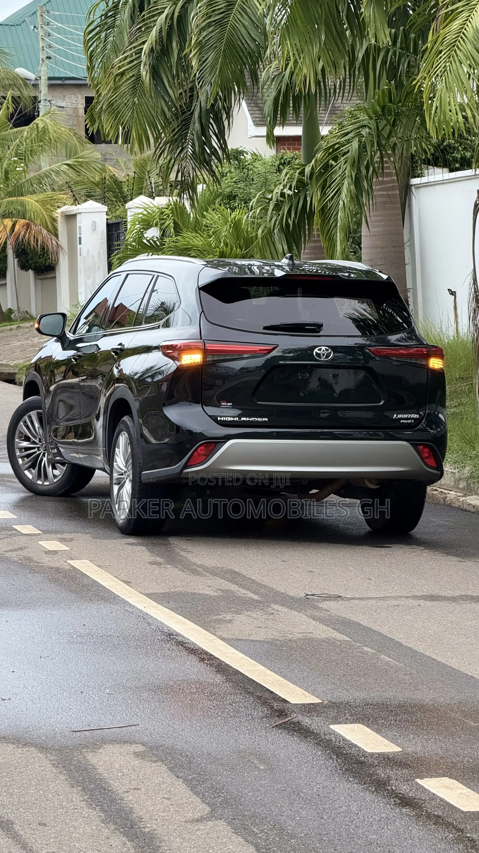 Toyota Highlander Limited AWD 2023 Black