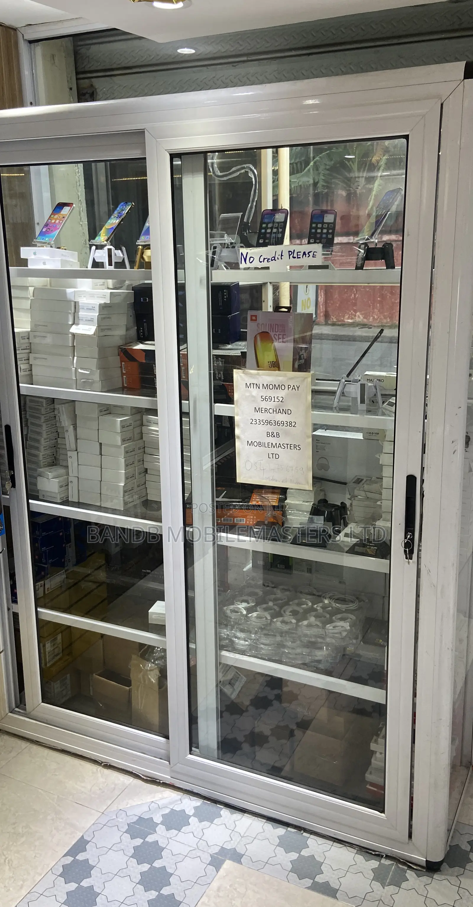 Premium Aluminum Glass Display Showcase Cabinet Sliding Glass Doors