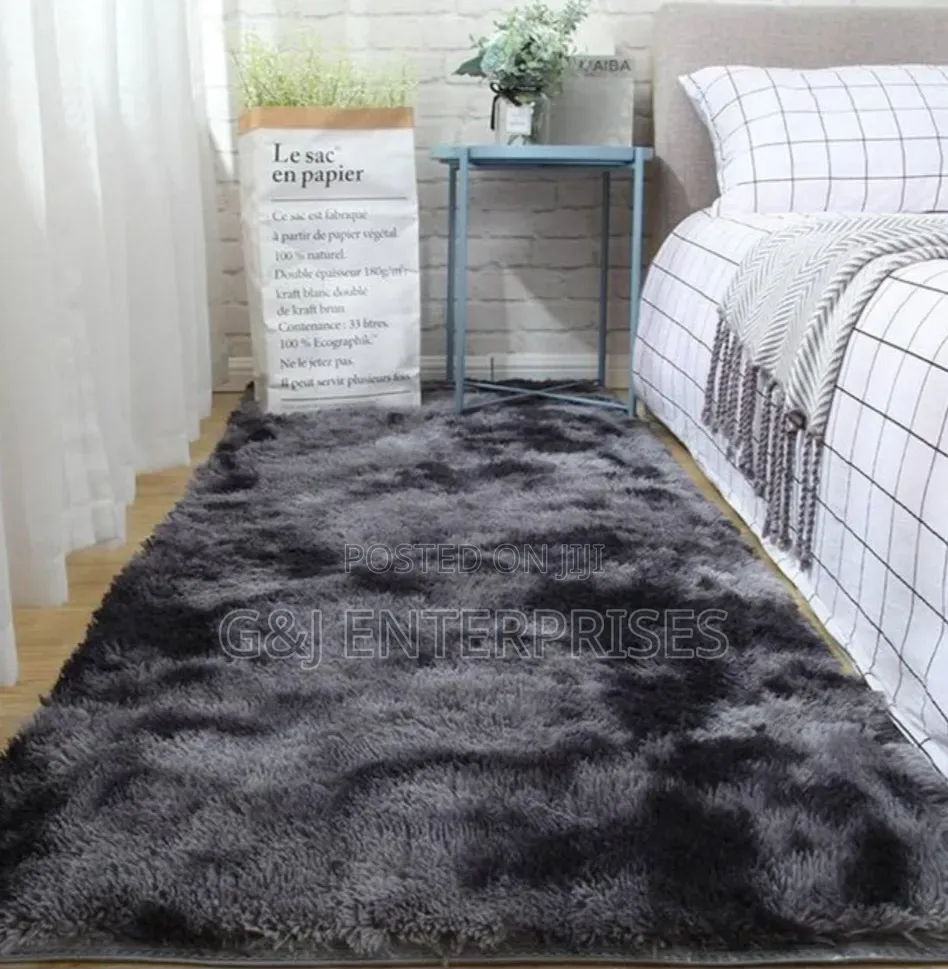 Center Carpet
