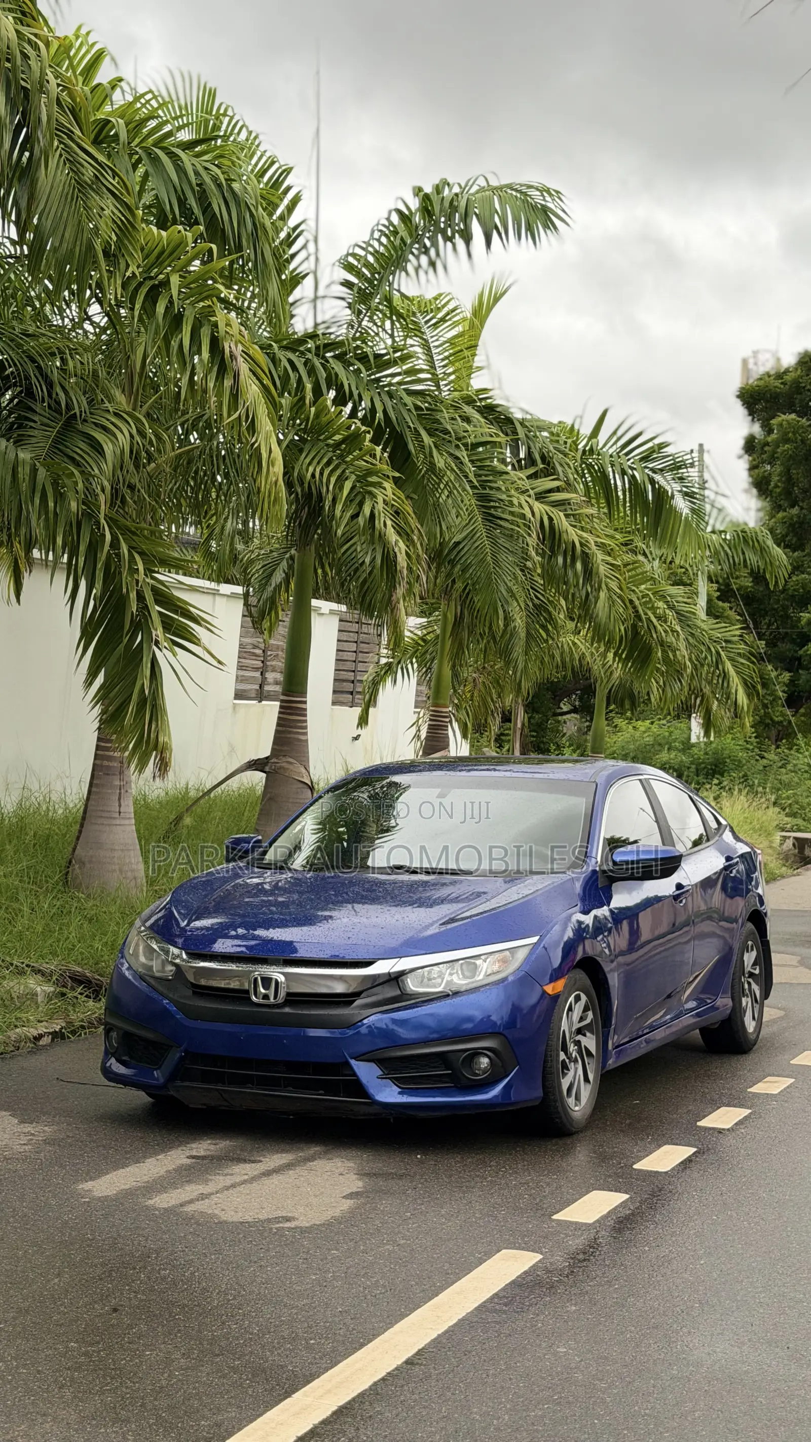 Honda Civic Touring 4dr Sedan (1.5L 4cyl) 2017 Blue