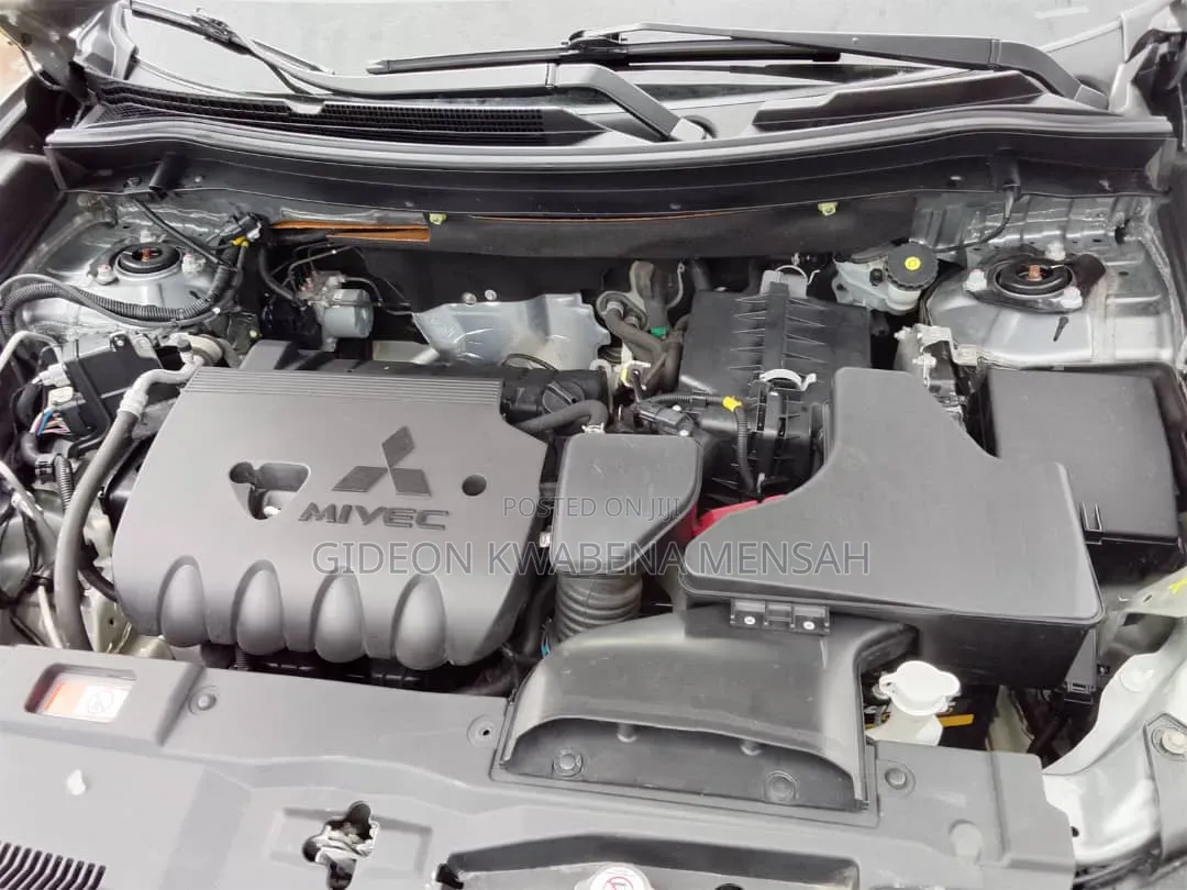 Mitsubishi Outlander SE AWC 2019 Silver