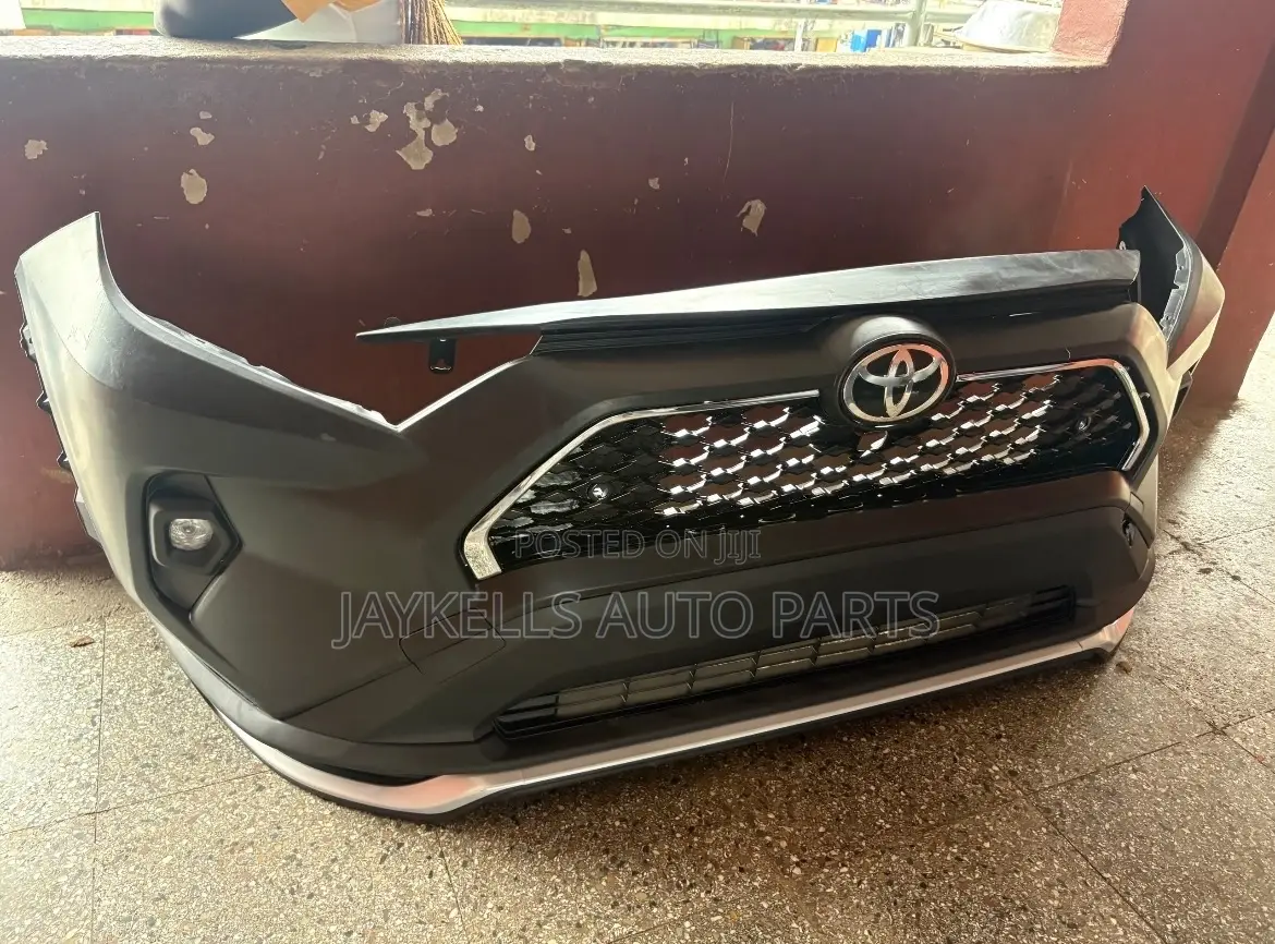 2022 Toyota Rav4 Front Bumper