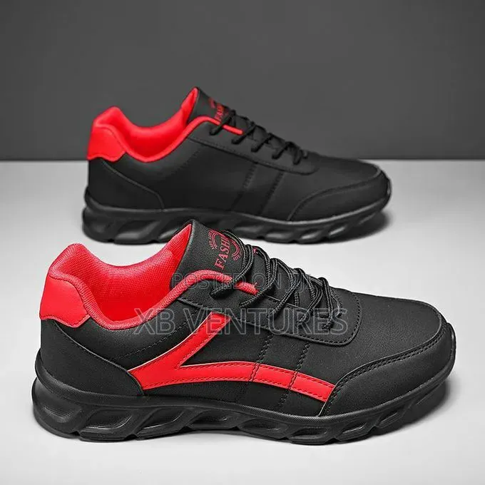 Striders Pulse Men Sneakers