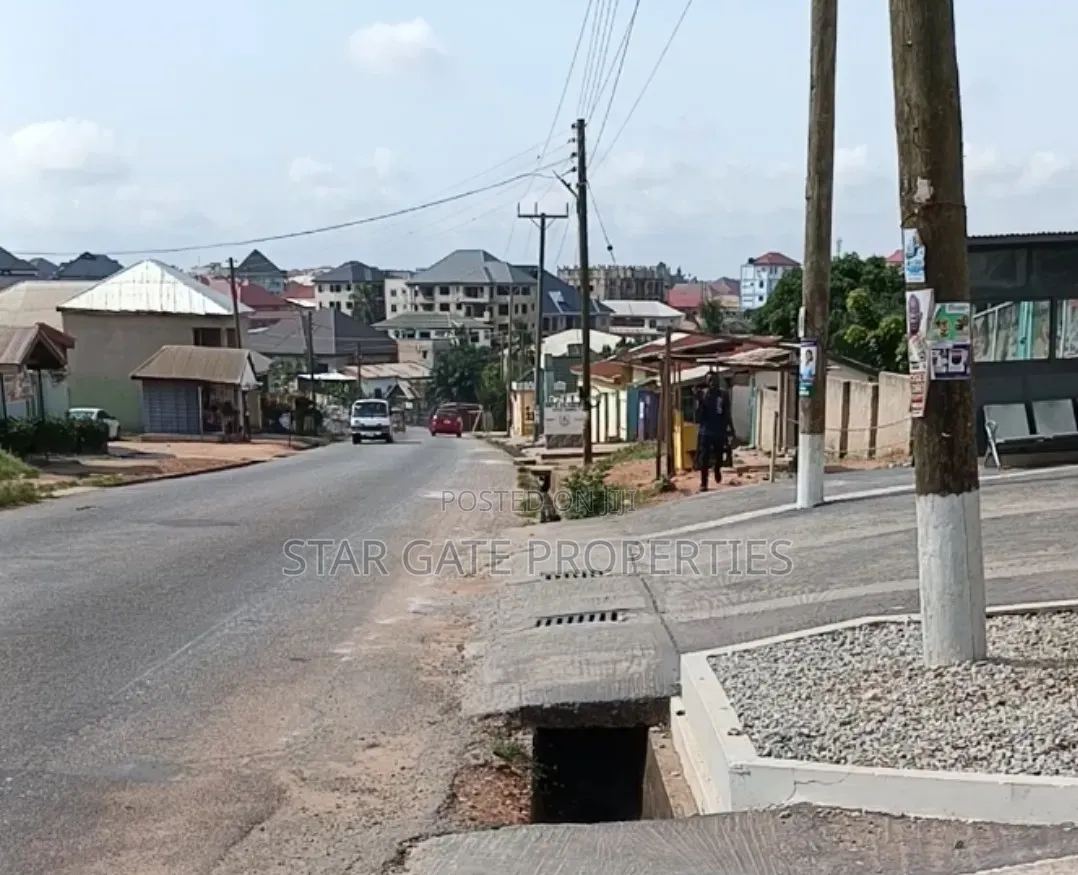 Plot for Sale at Kenyasi 2nd Plot Main Road ( Agyawusu Junction)